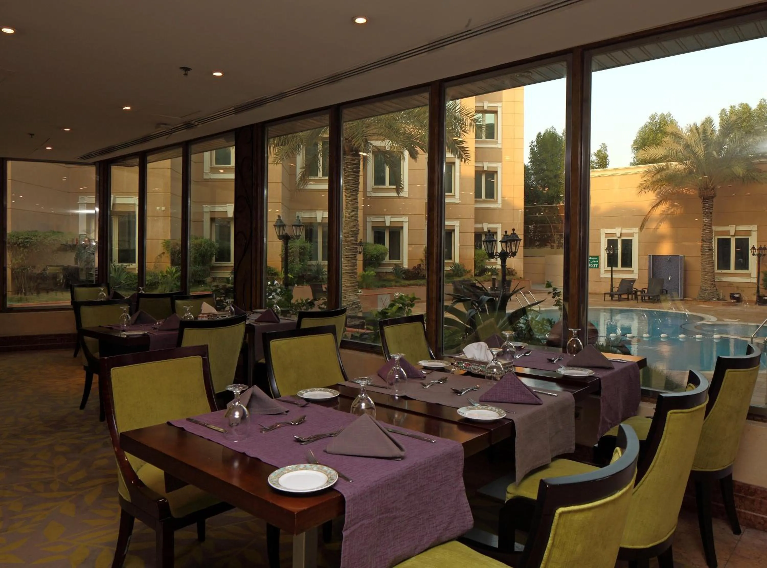 Restaurant/places to eat in Holiday Inn Al Khobar by IHG