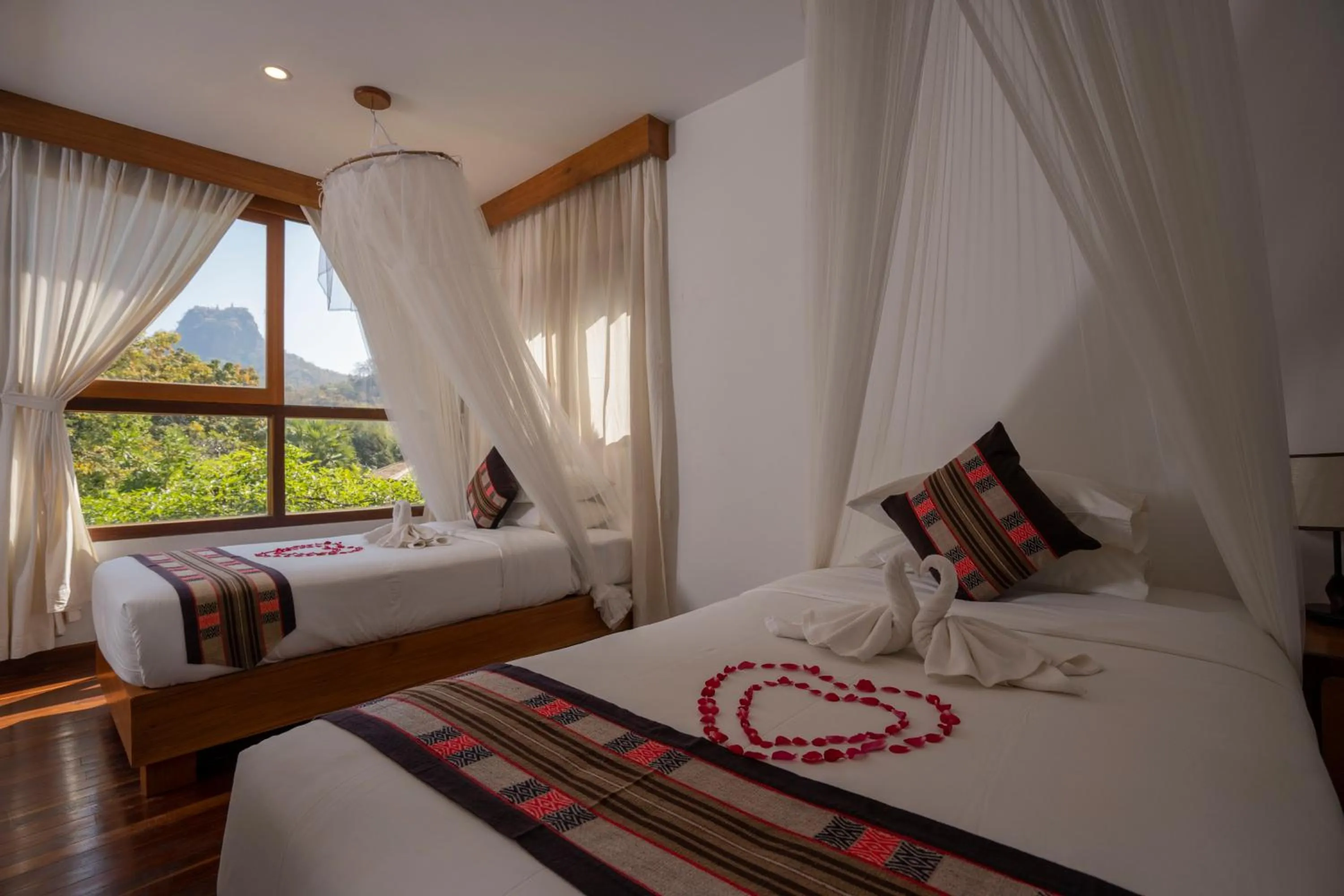 Bed in Popa Garden Resort