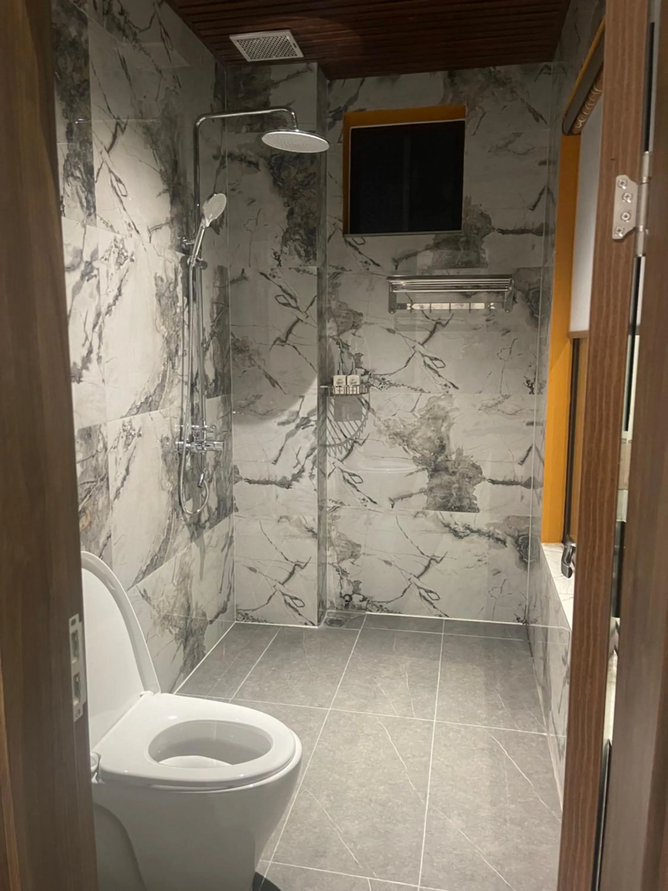 Toilet in Tam Coc Mountain View Homestay