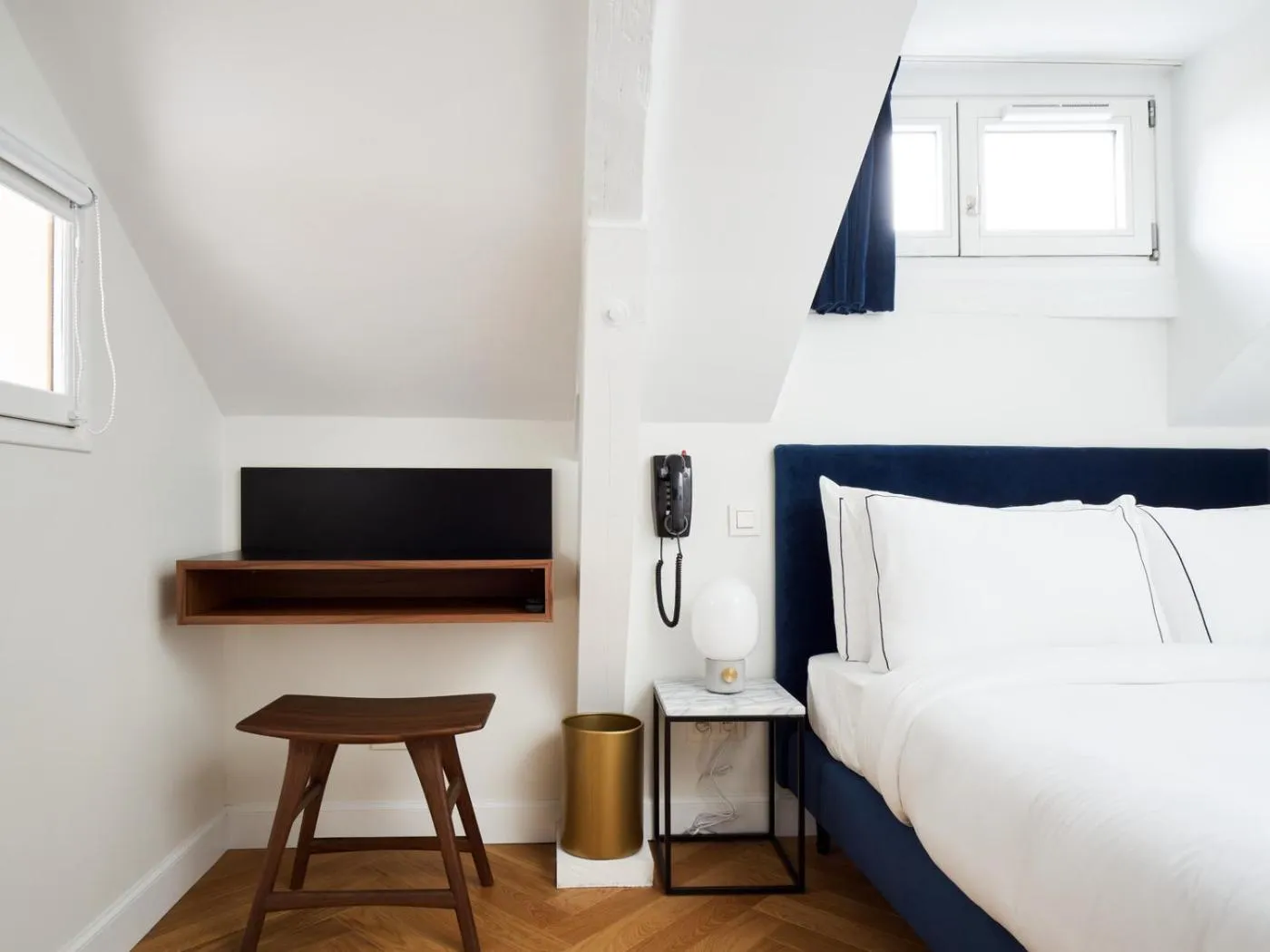 Bed in Hotel Rendez-Vous Batignolles