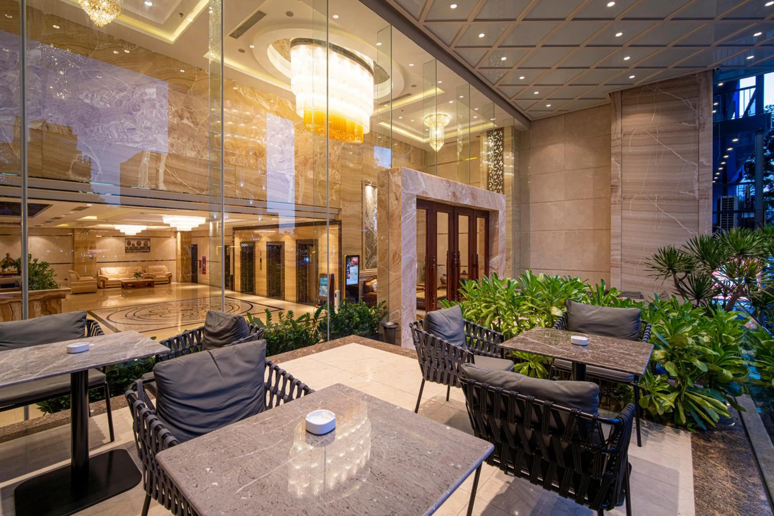 Lobby or reception in Luxtery Hotel