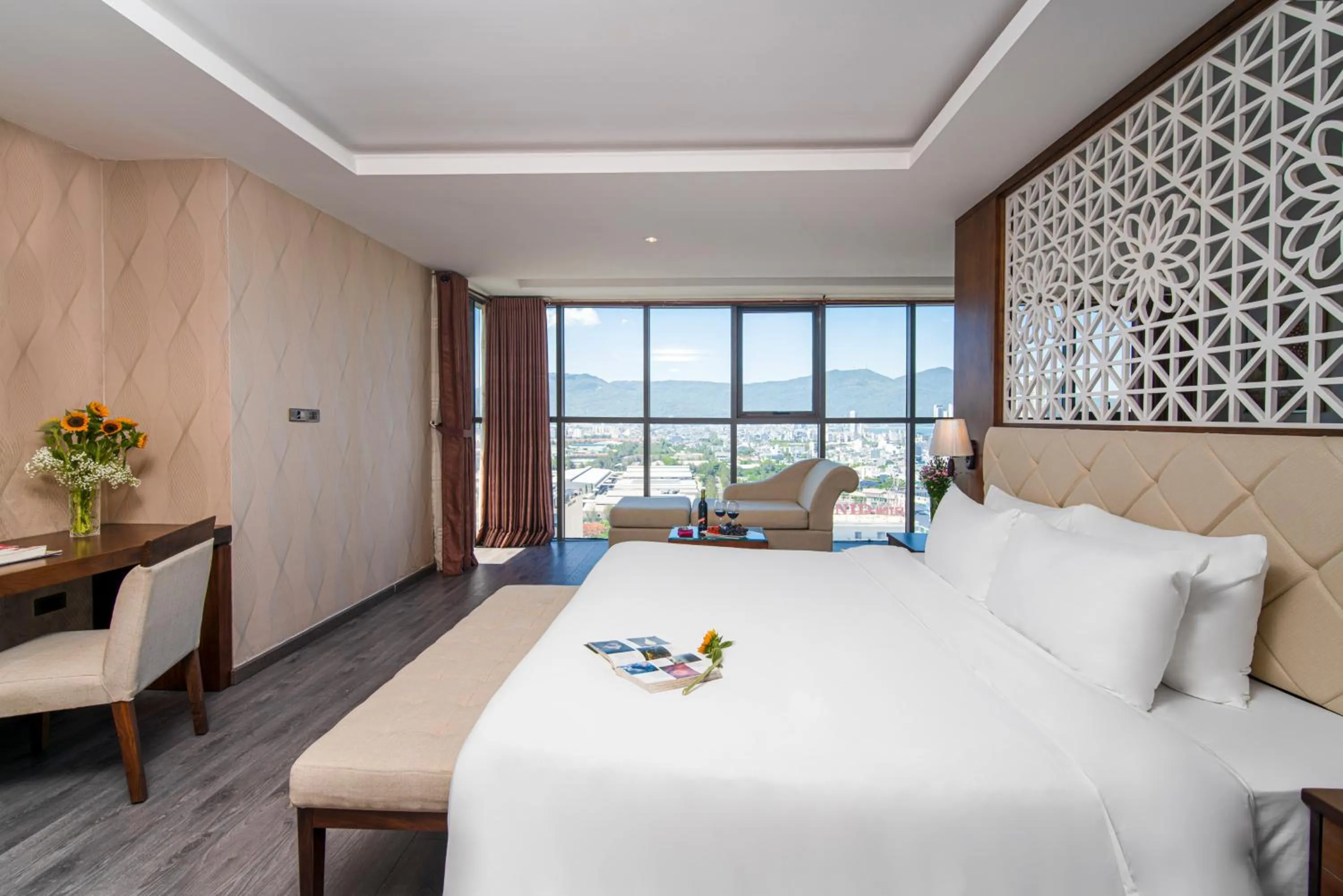 Bed in Luxtery Hotel