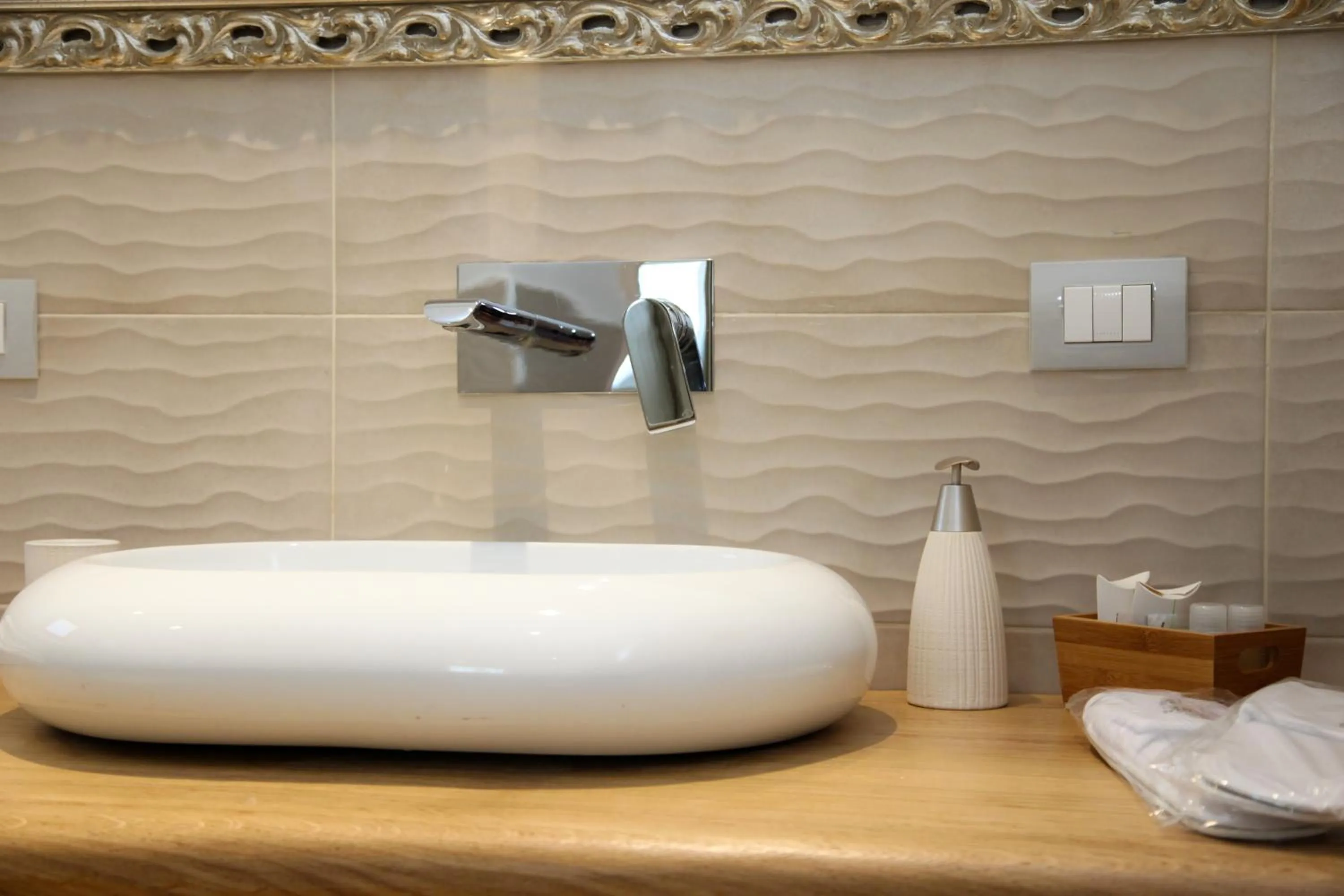 Hypnos Boutique Hotel