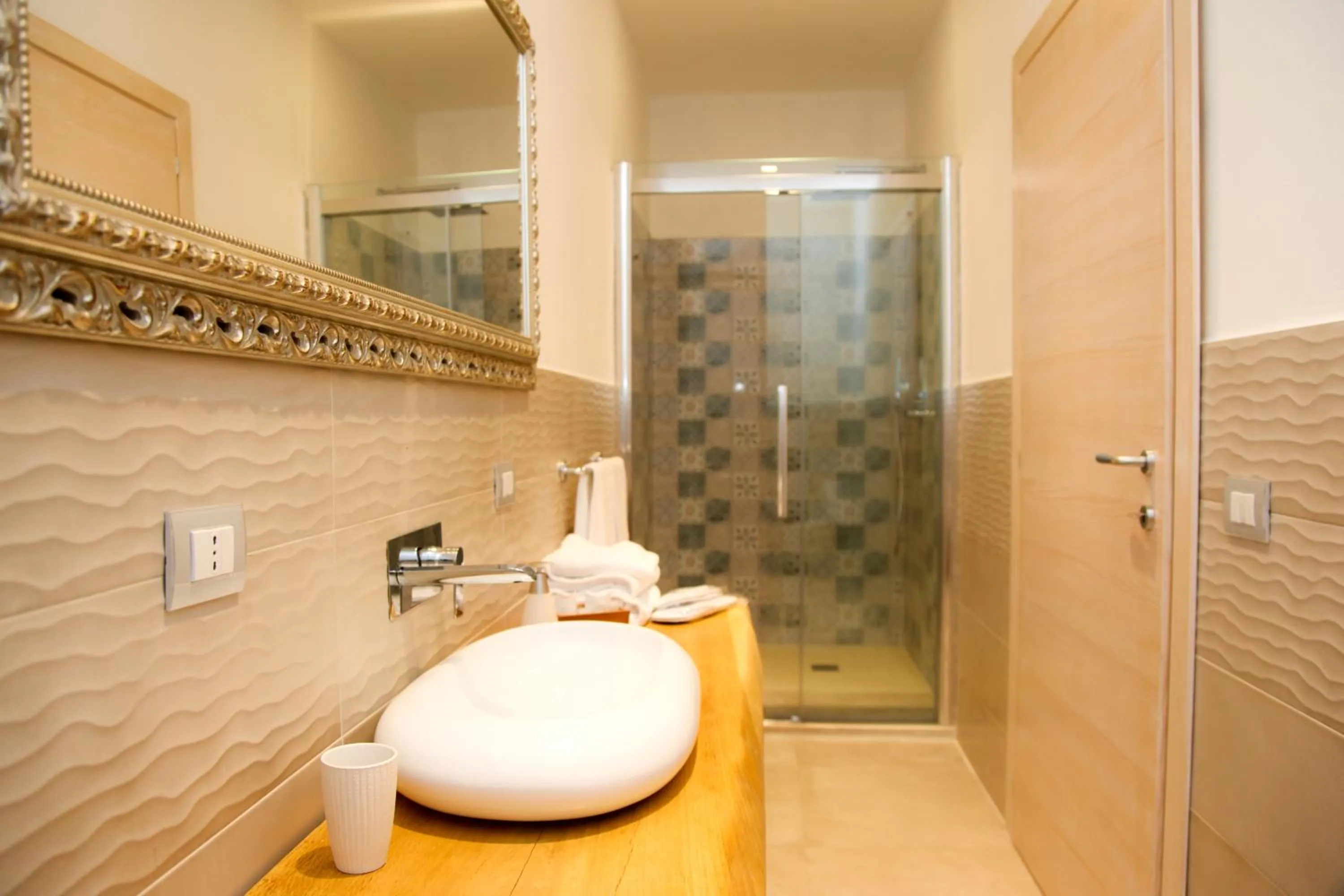 Hypnos Boutique Hotel