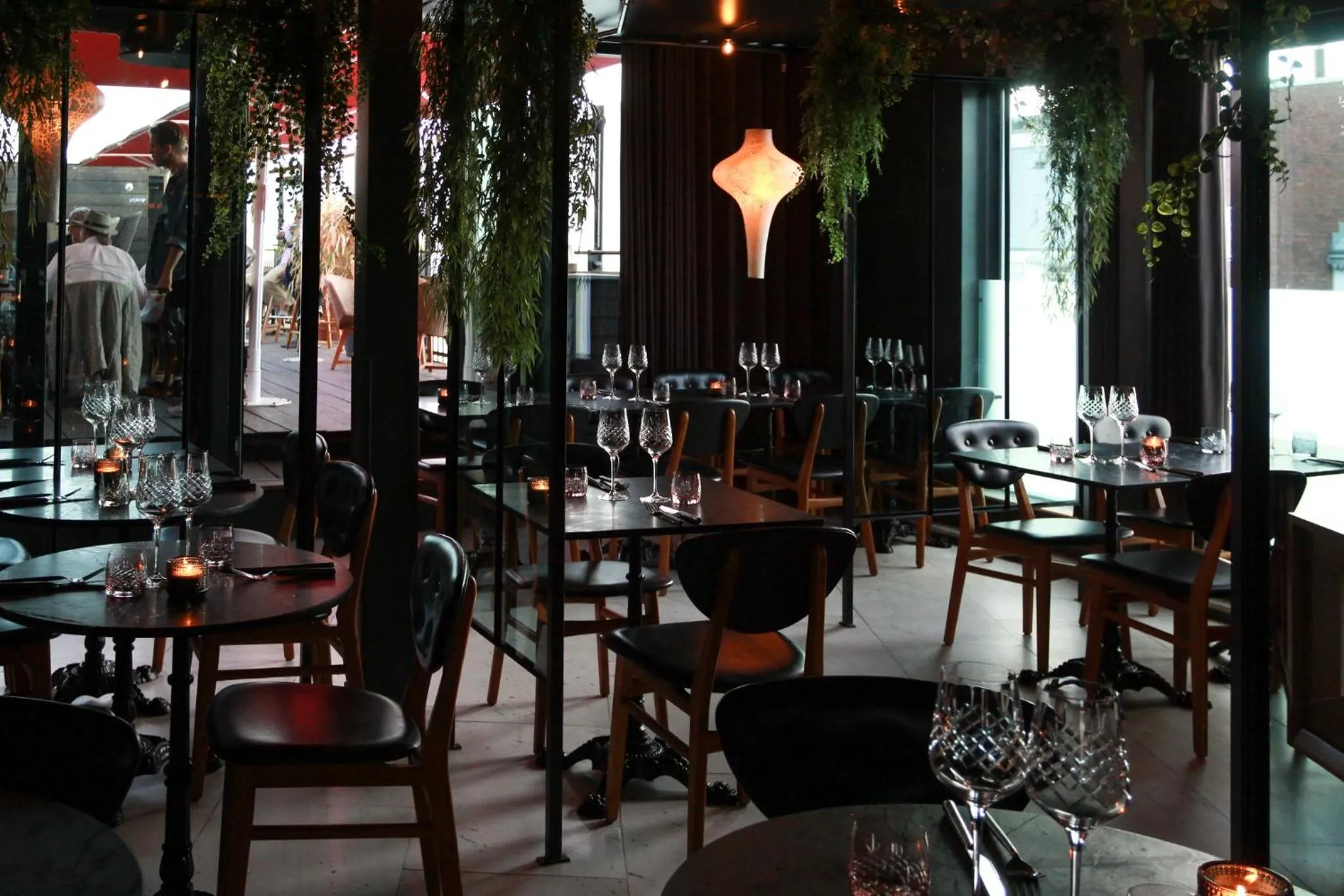 Restaurant/places to eat in Manon Les Suites Guldsmeden