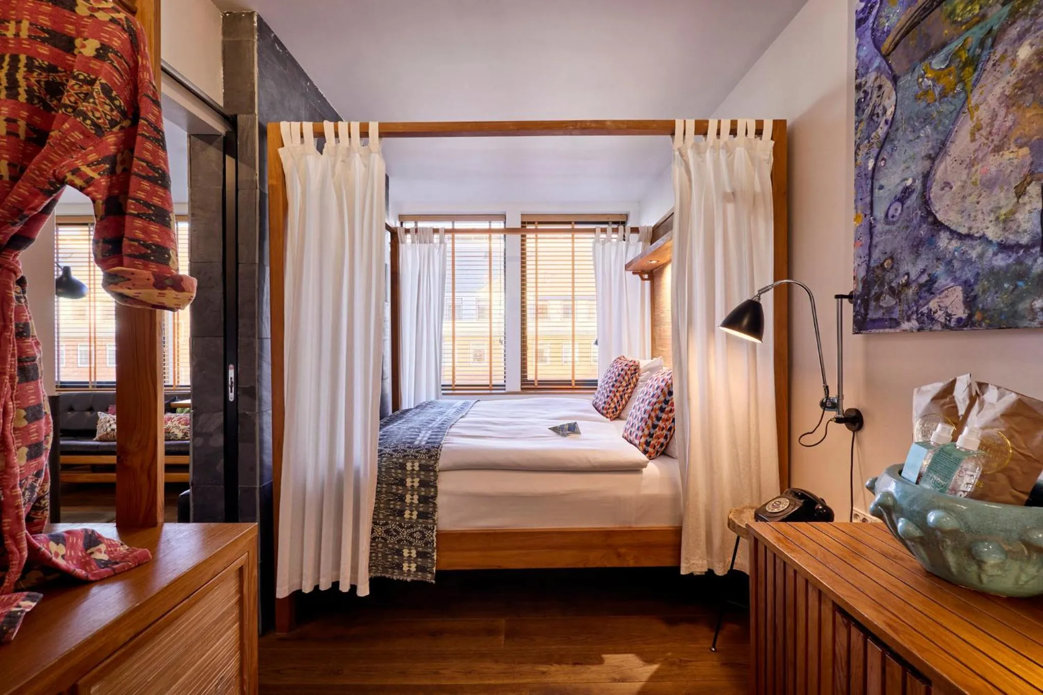 Bedroom, Bed in Manon Les Suites Guldsmeden