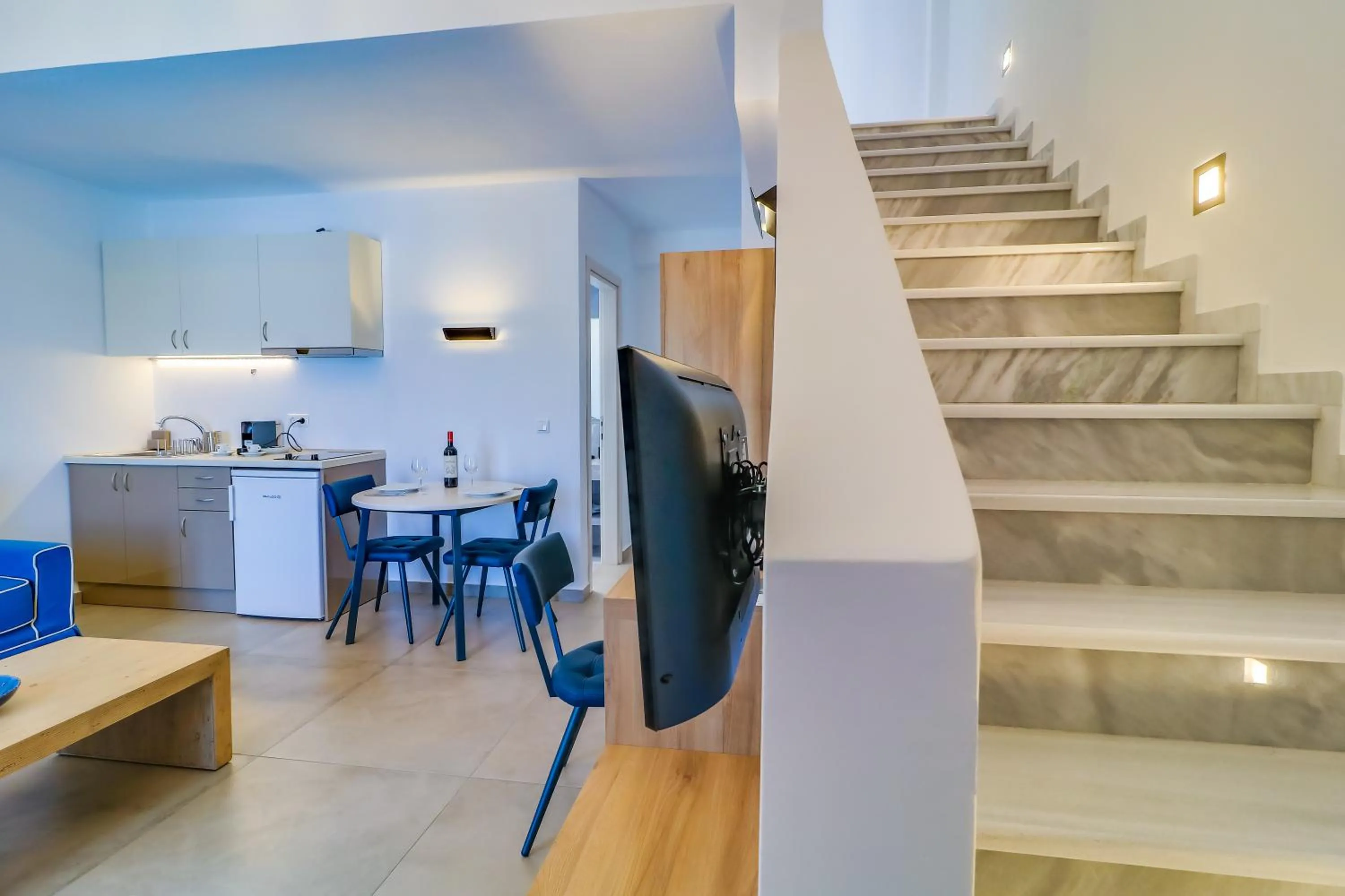 Kitchen or kitchenette in Theros Villas & Suites