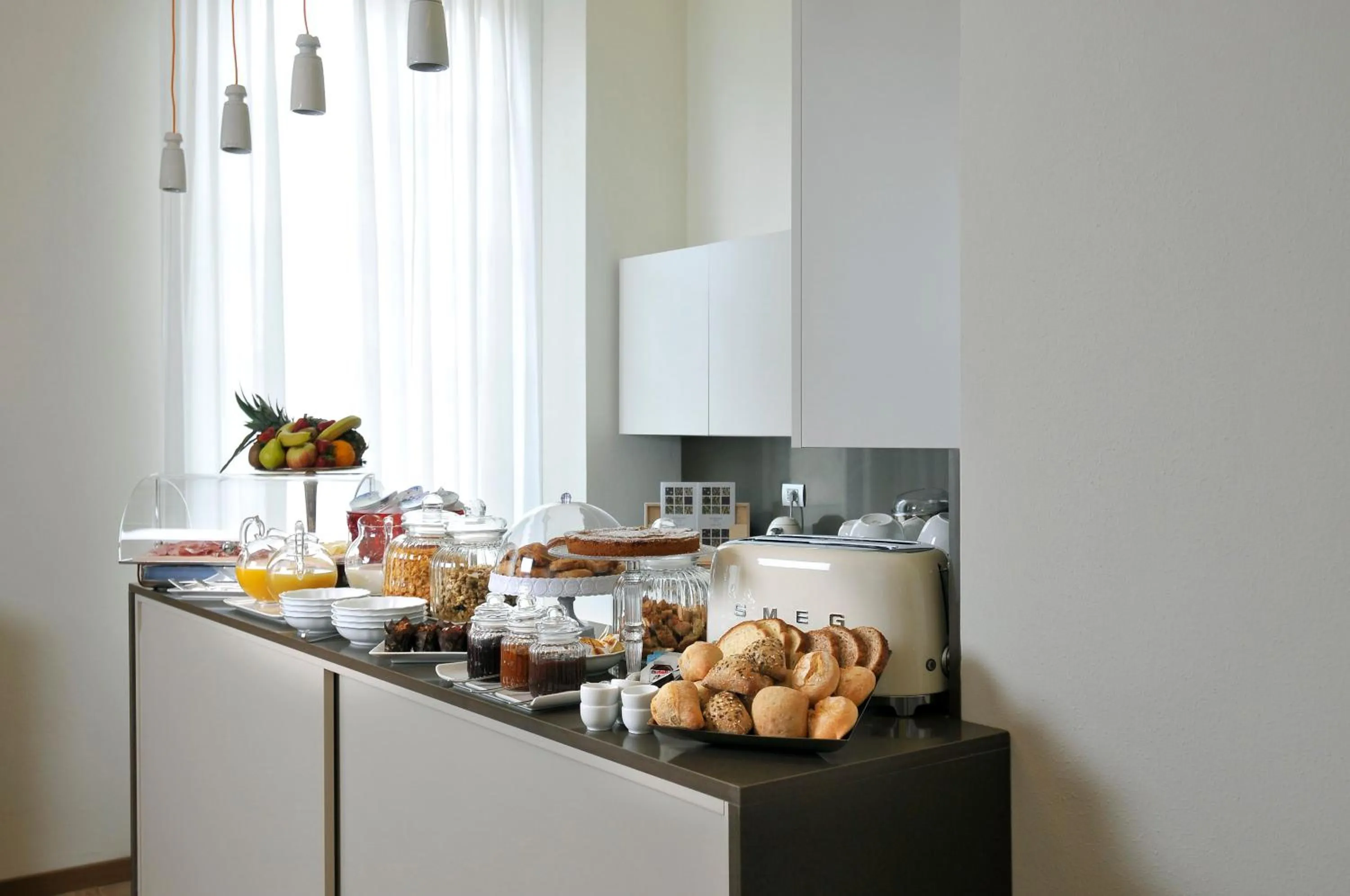 Buffet breakfast in Canto degli Aranci