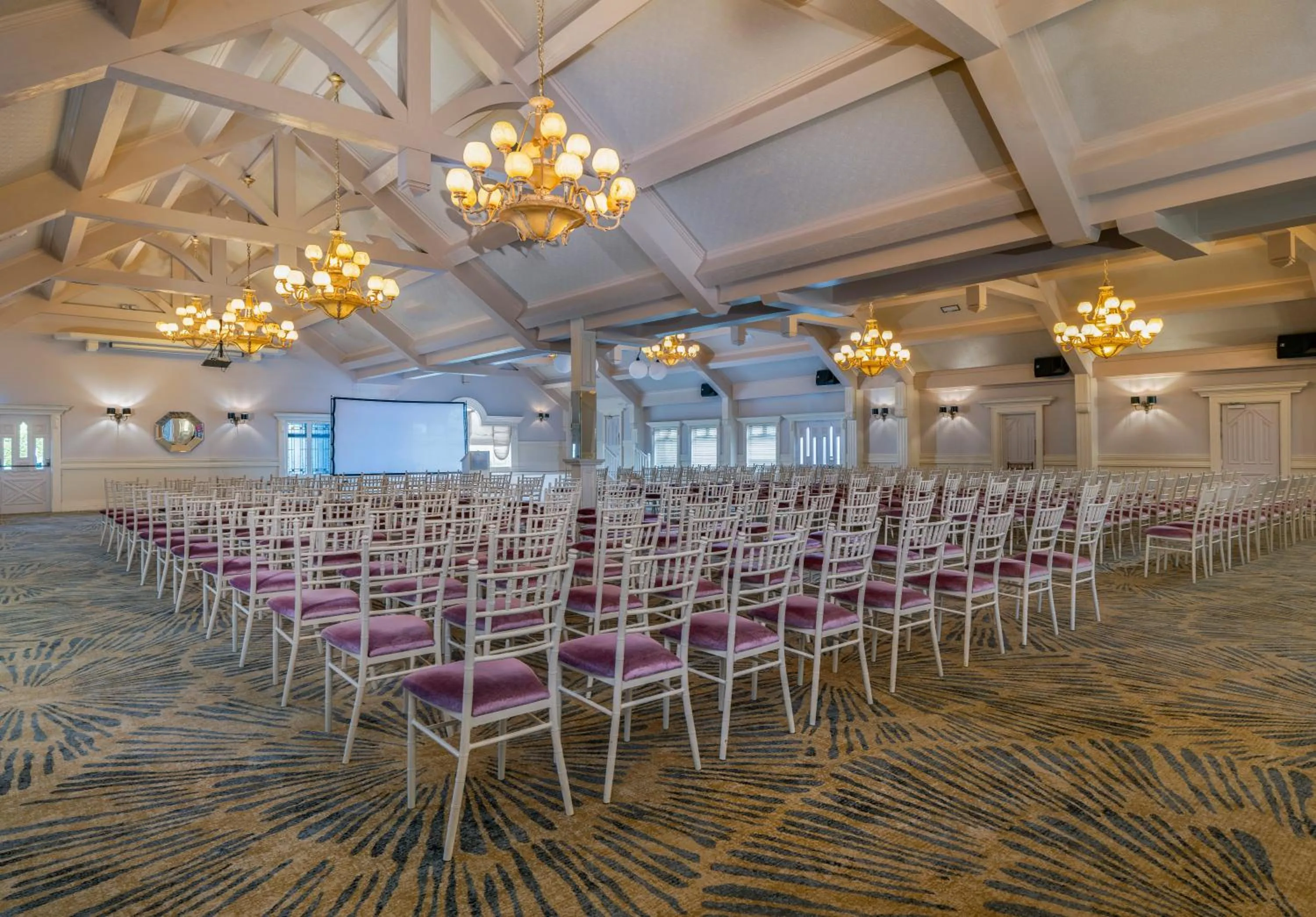 Banquet/Function facilities in Treacys Oakwood Hotel, Shannon