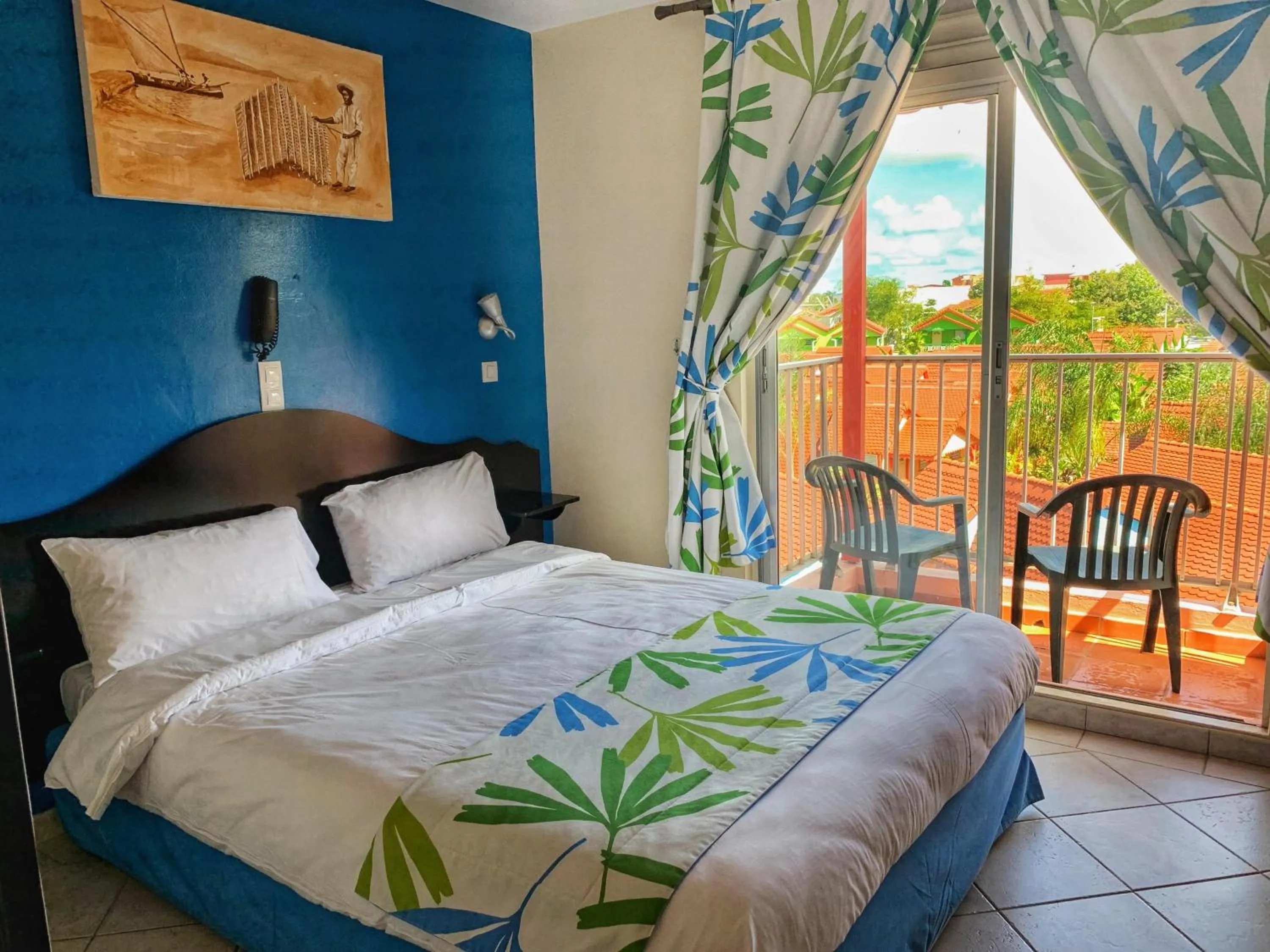 Balcony/Terrace, Bed in Hotel Bambou