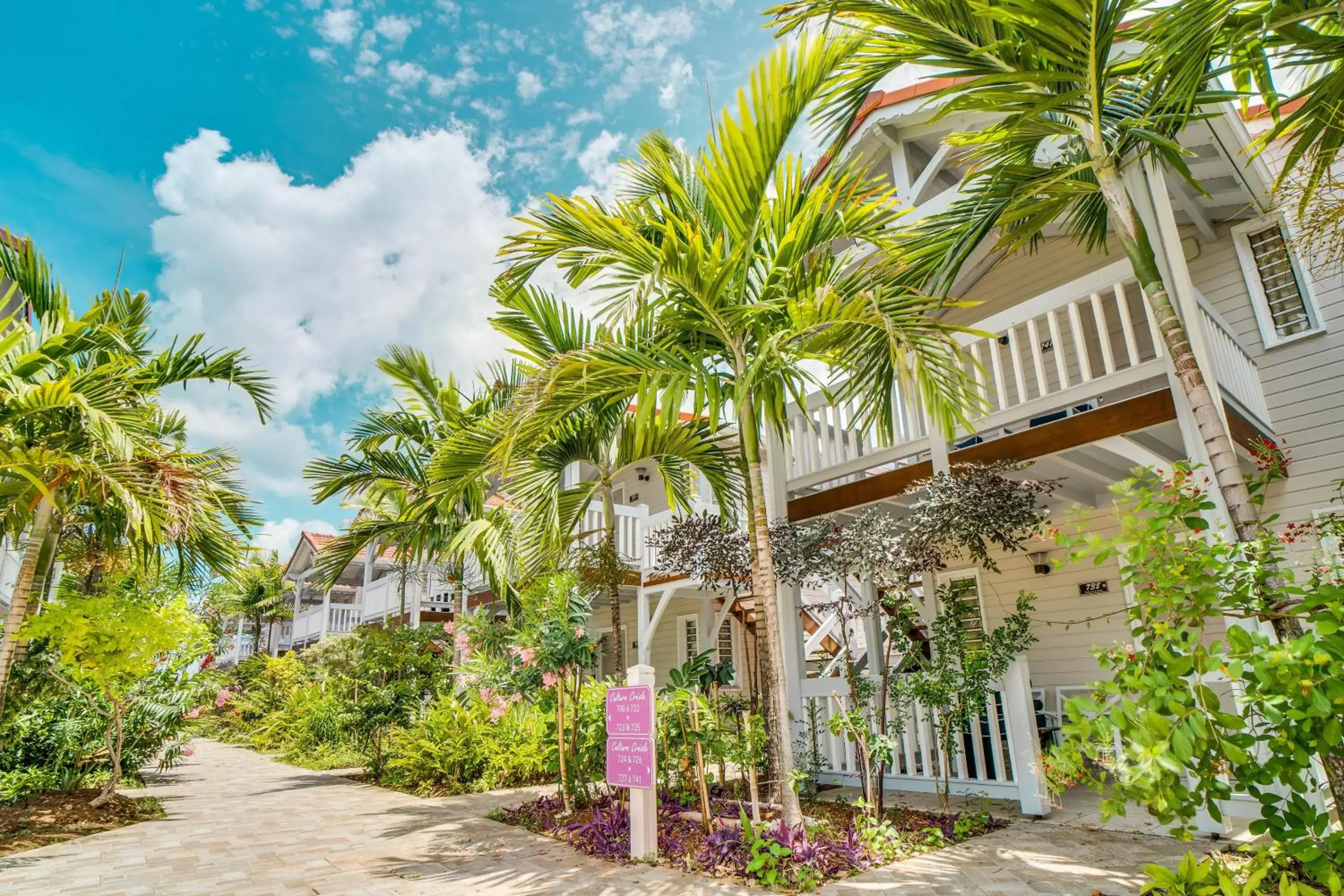 Chambre double supérieure "18 ans et plus" - Lit double in Hotel Bambou Chambre double supérieure "18 ans et plus" - Lit double in Hotel Bambou