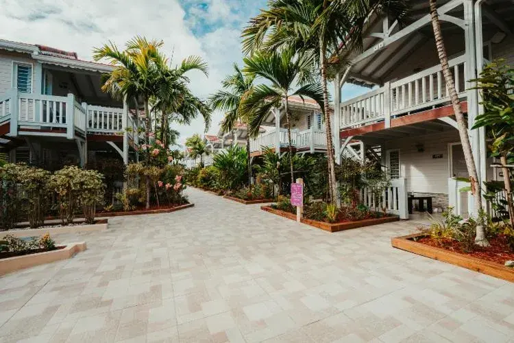 Chambre simple supérieure "18 ans et plus" - single occupancy - Lits simples in Hotel Bambou Chambre simple supérieure "18 ans et plus" - single occupancy - Lits simples in Hotel Bambou