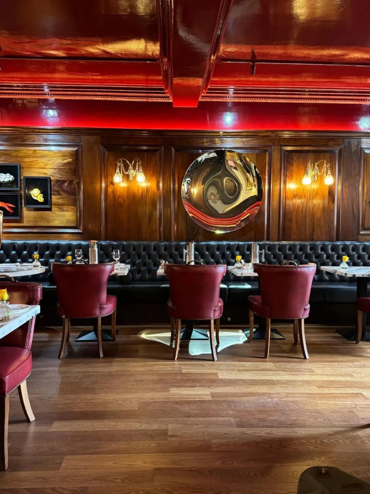 Restaurant/places to eat in Durrants Hotel