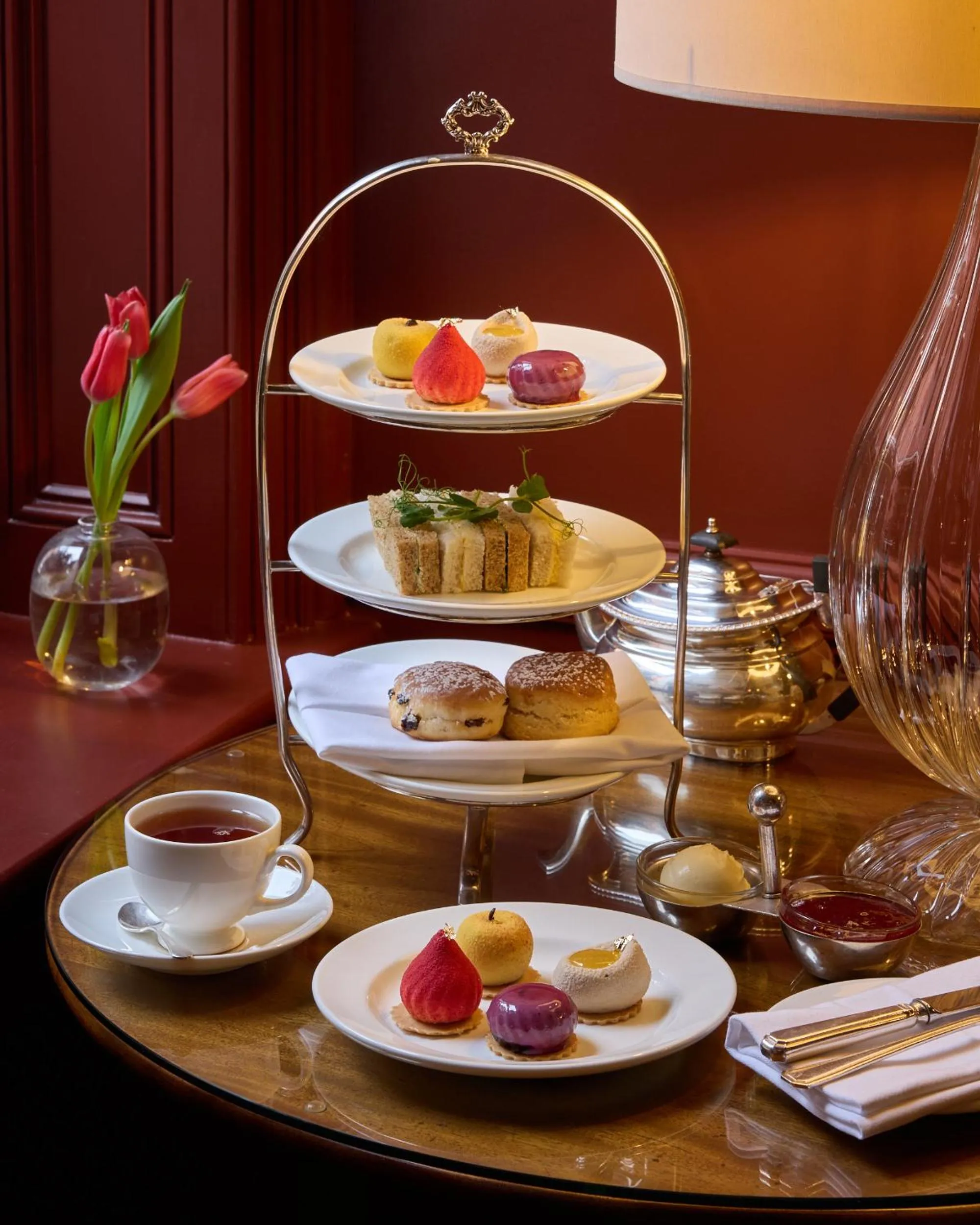 Food and drinks in Durrants Hotel