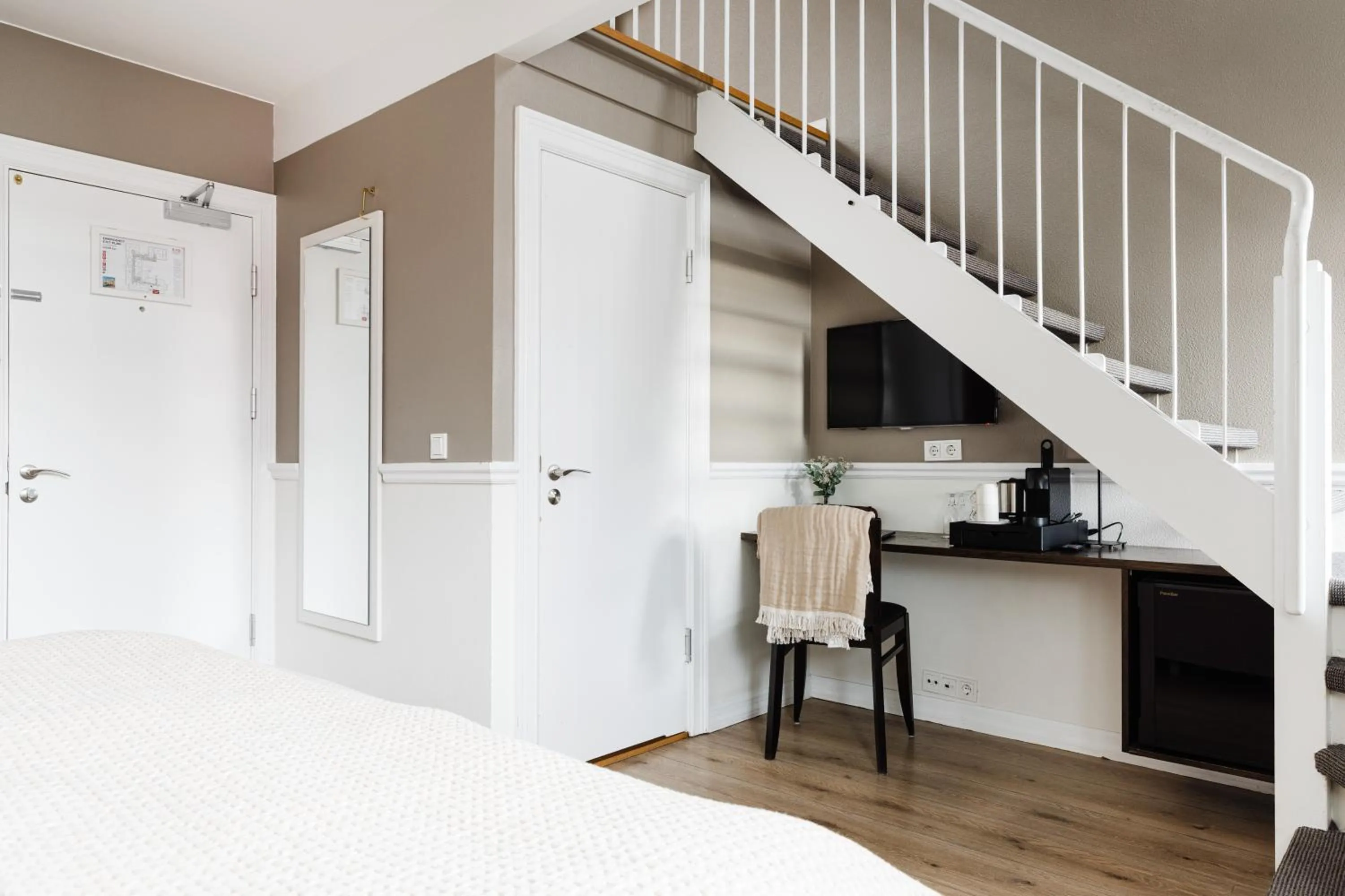 Photo of the whole room, Bed in Hotel Ódinsvé