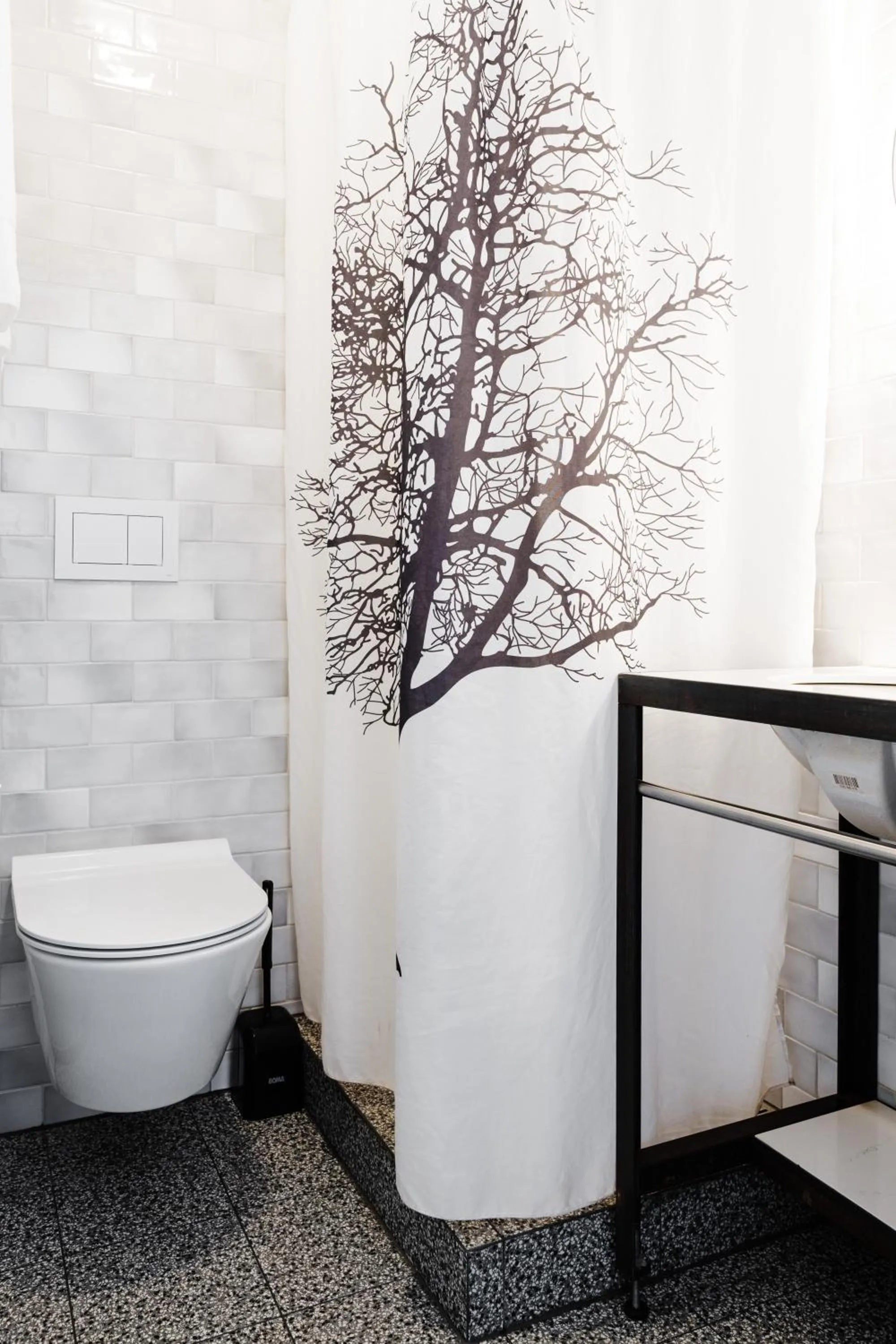 Toilet in Hotel Ódinsvé