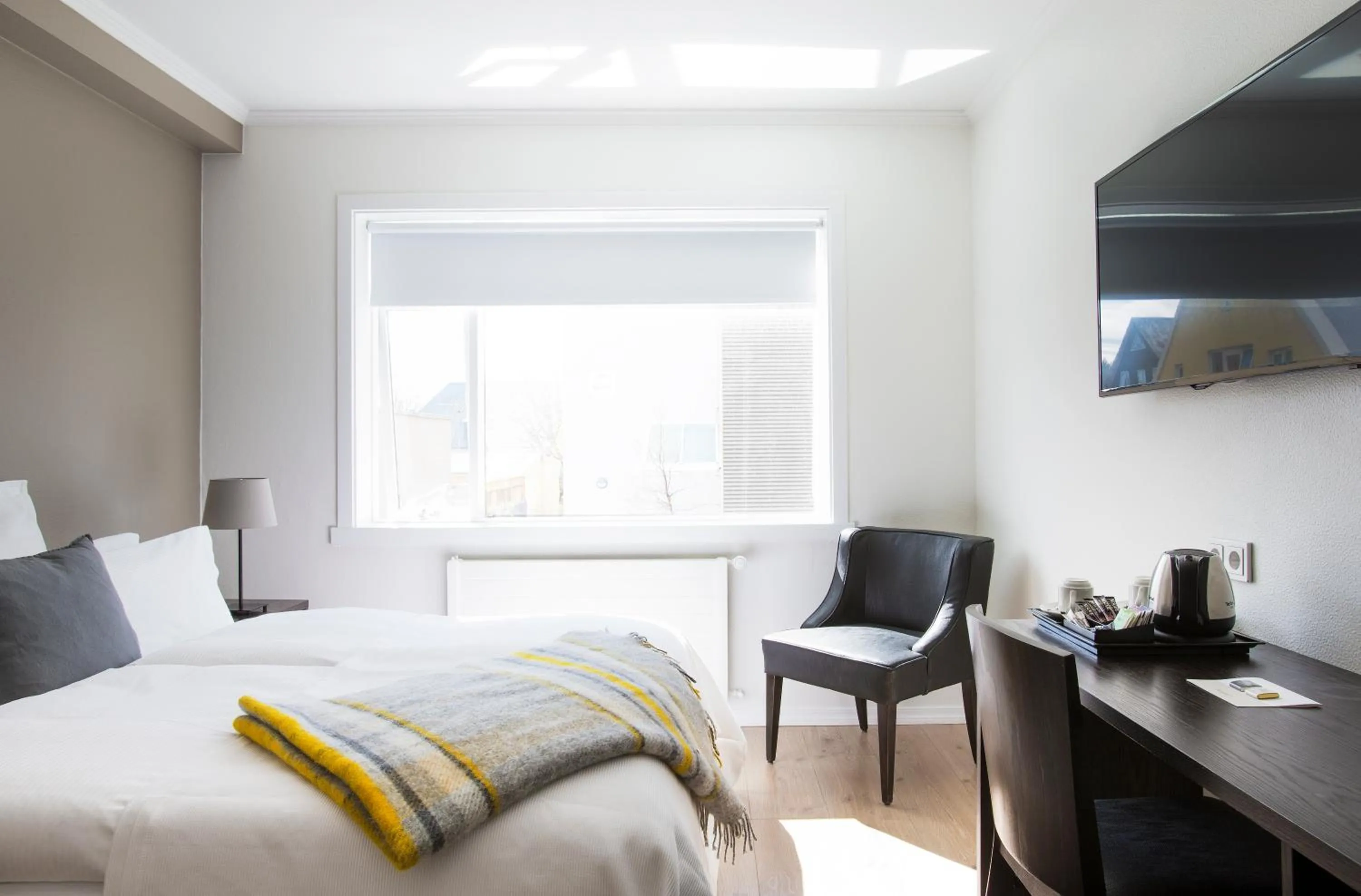 Day, Bed in Hotel Ódinsvé