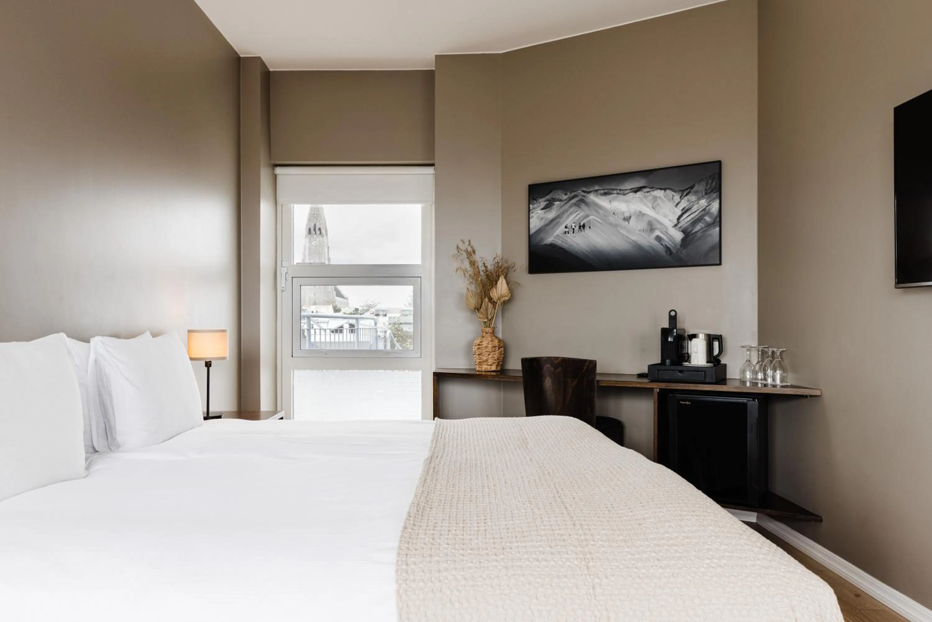 Photo of the whole room, Bed in Hotel Ódinsvé