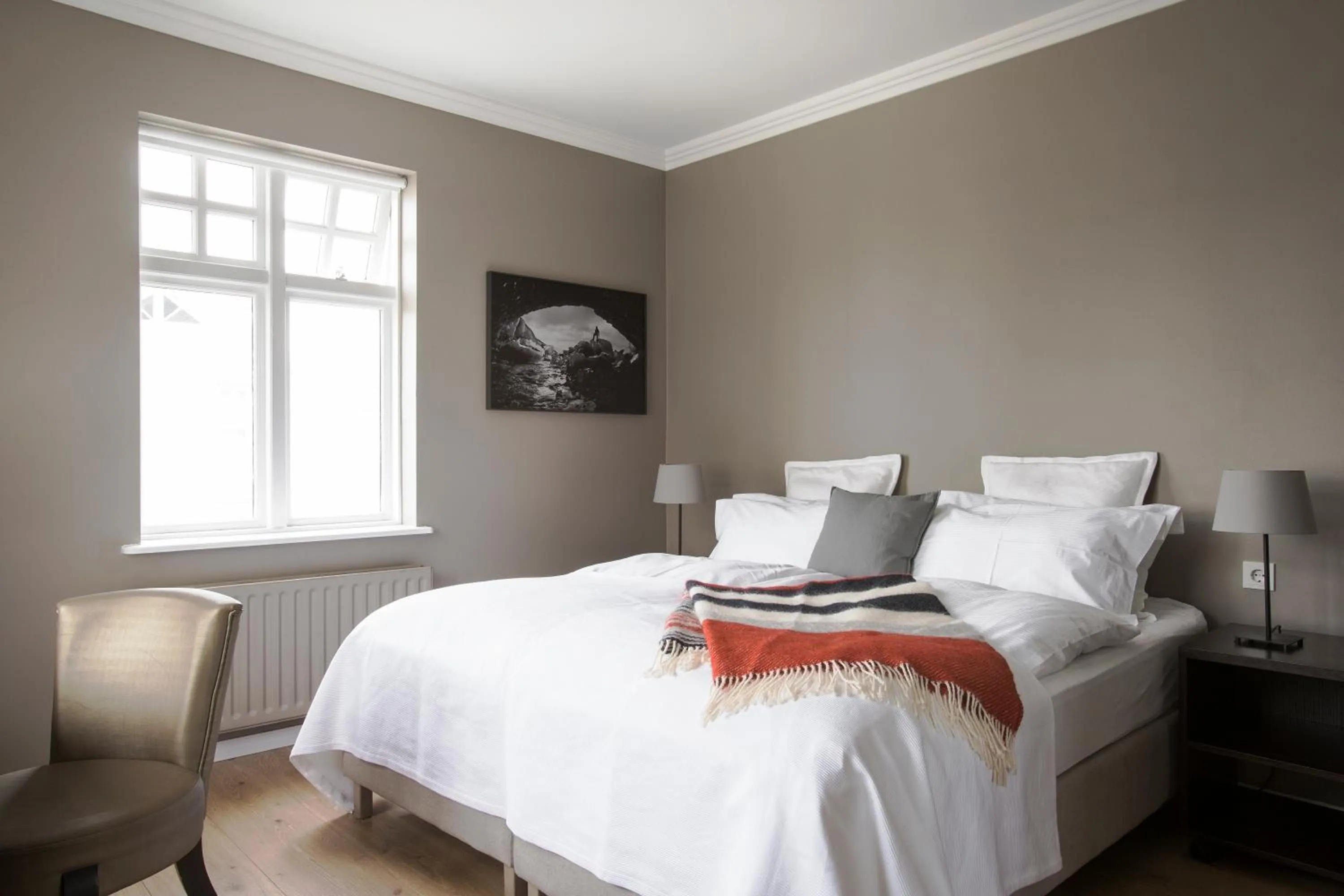 Day, Bed in Hotel Ódinsvé