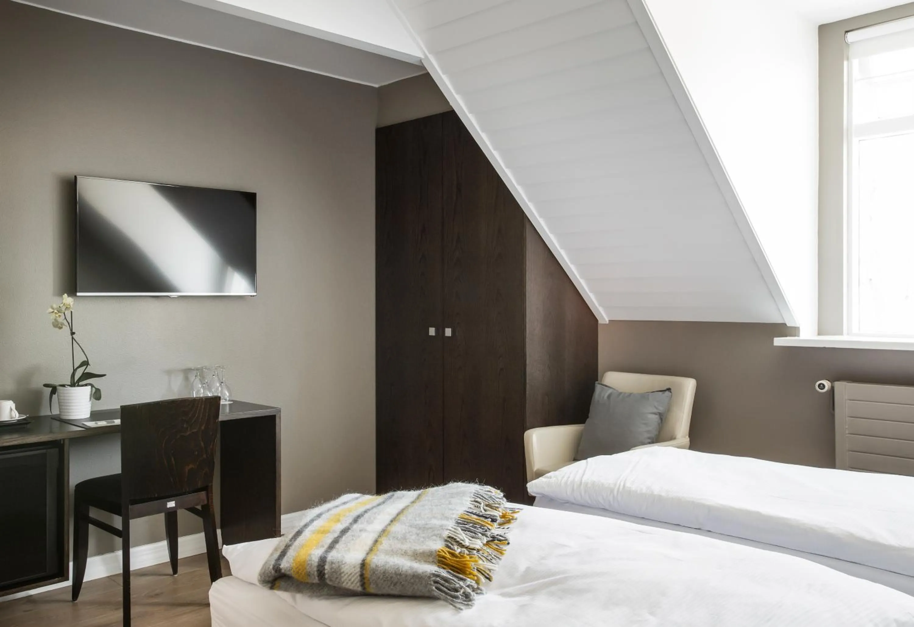 Decorative detail, Bed in Hotel Ódinsvé