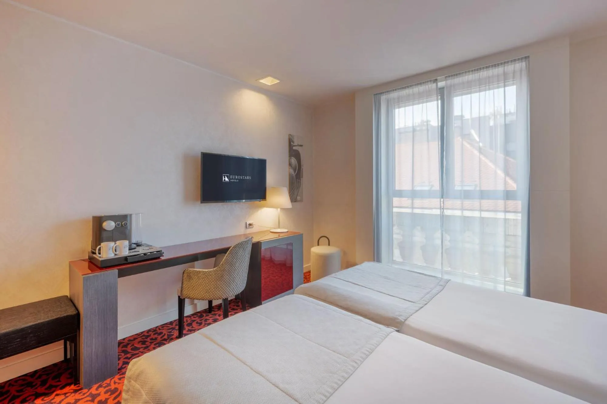 Bed in Eurostars Palazzo Zichy