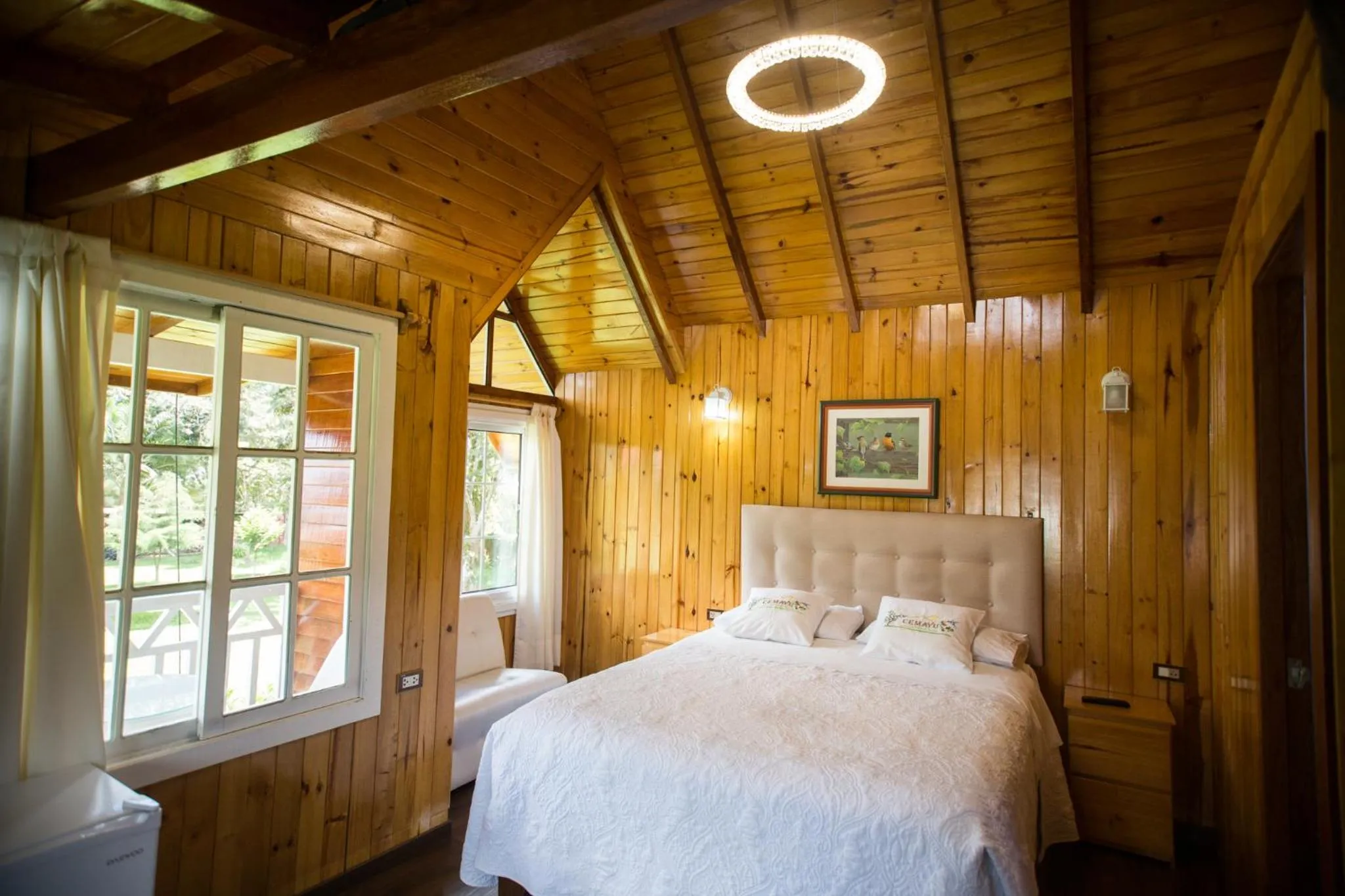 Photo of the whole room, Bed in Cemayu Lodge