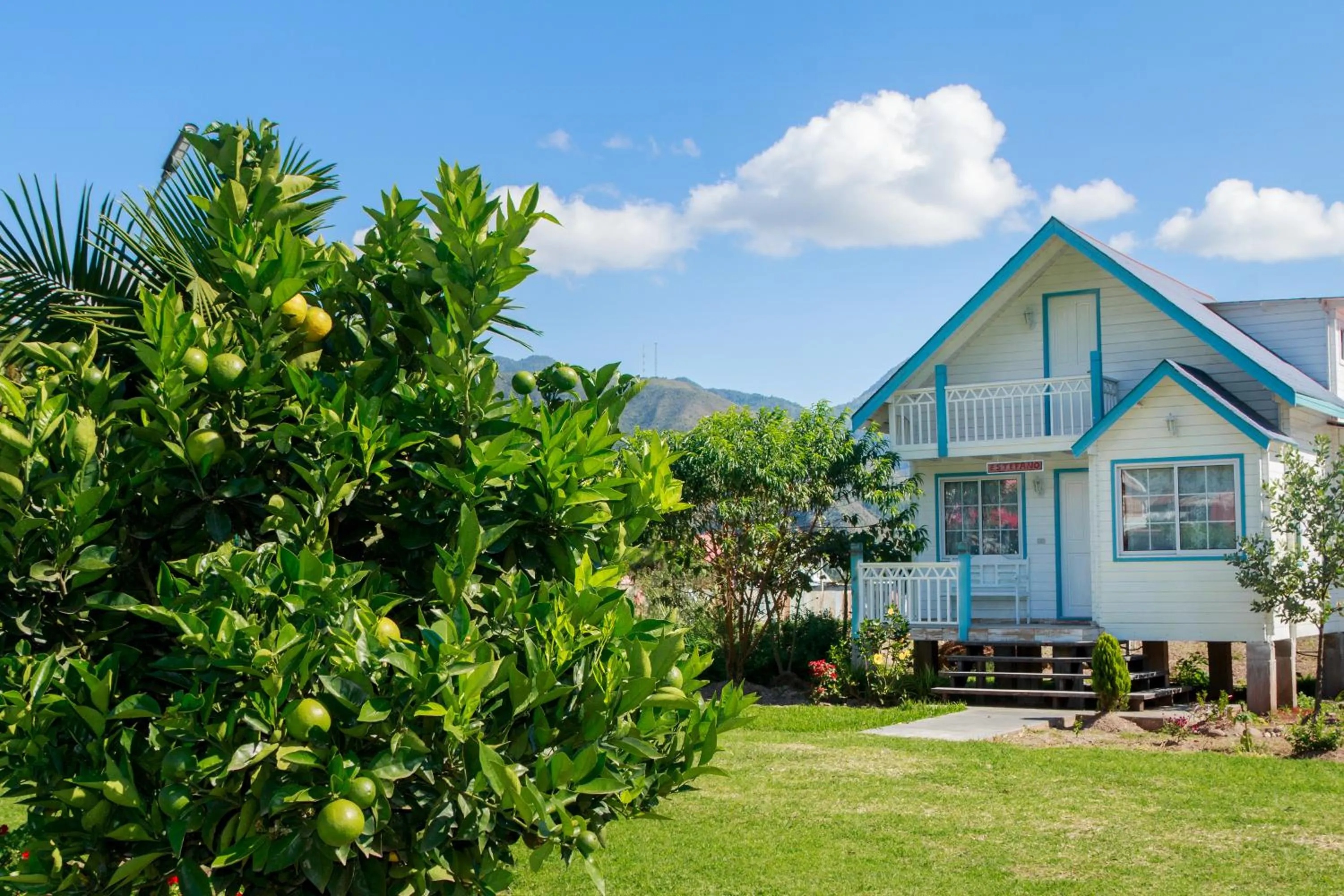 Property building in Cemayu Lodge