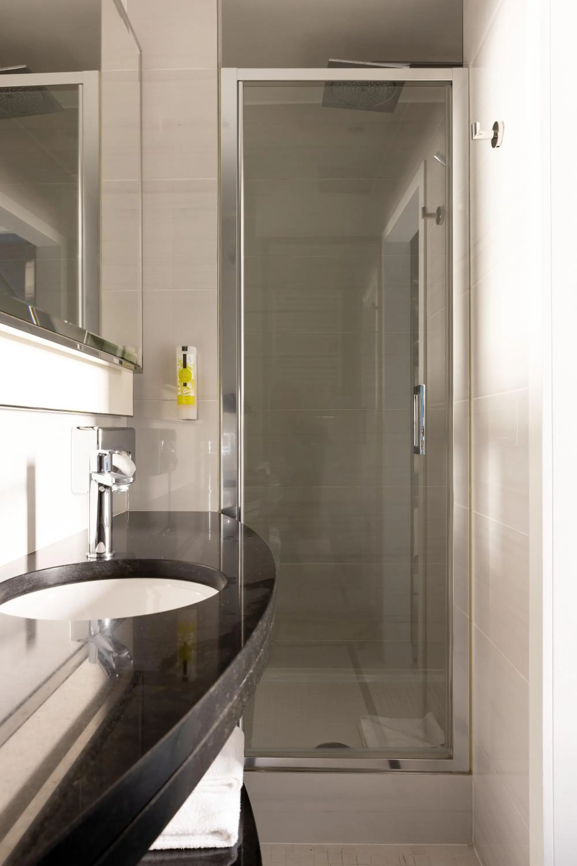 Bathroom in Petit Madeleine Hôtel