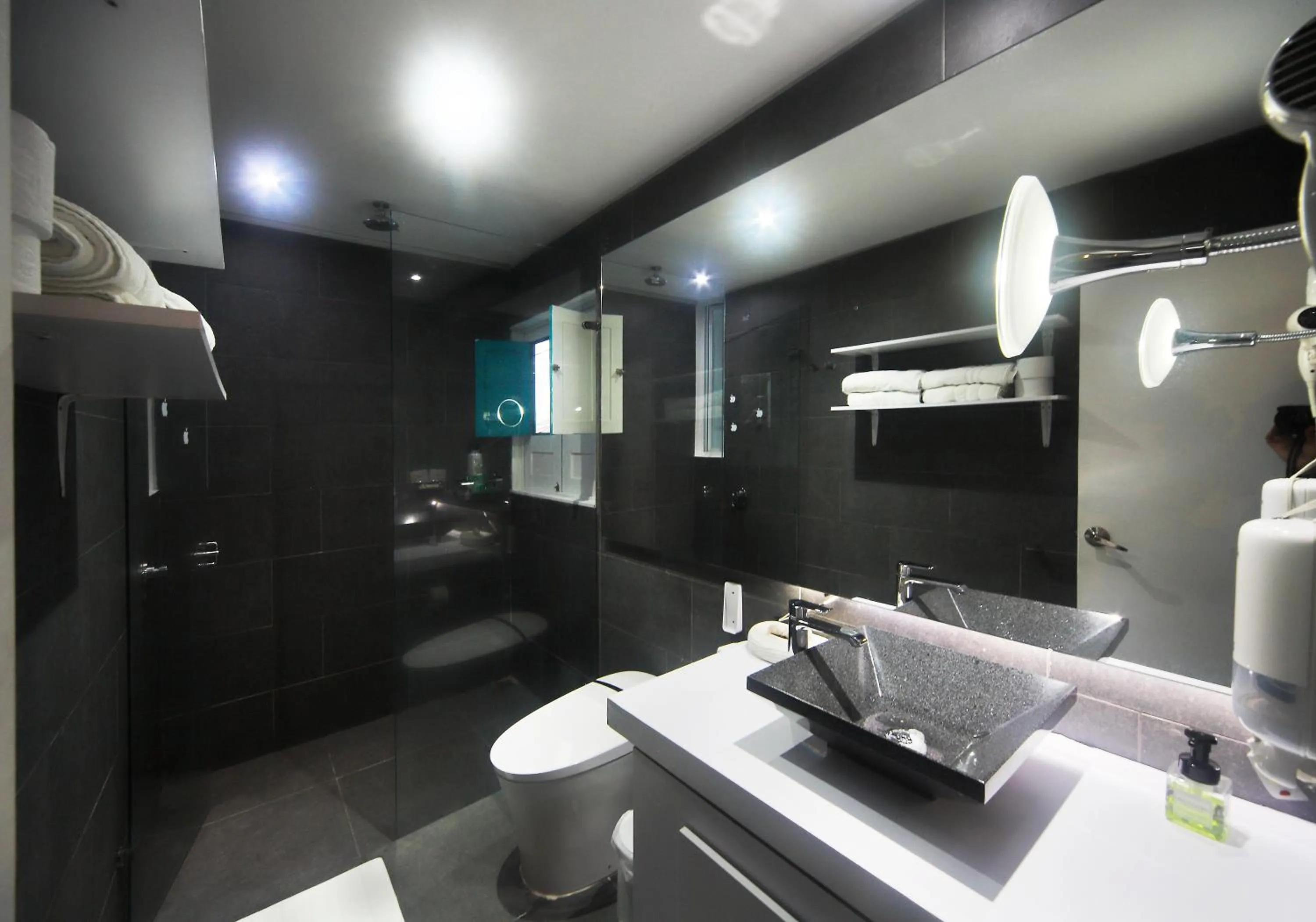 Bathroom in Casa de las Dos Palmas