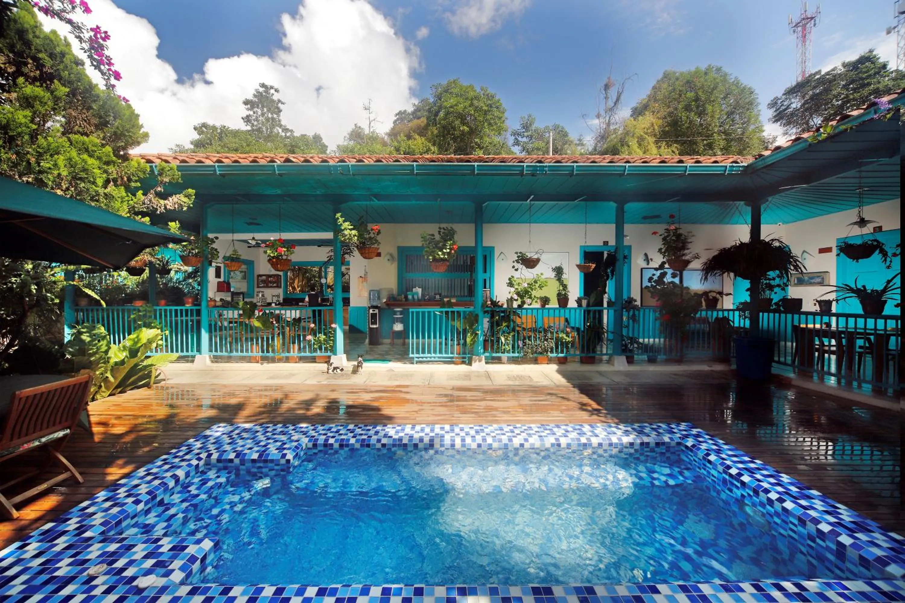 Property building in Casa de las Dos Palmas