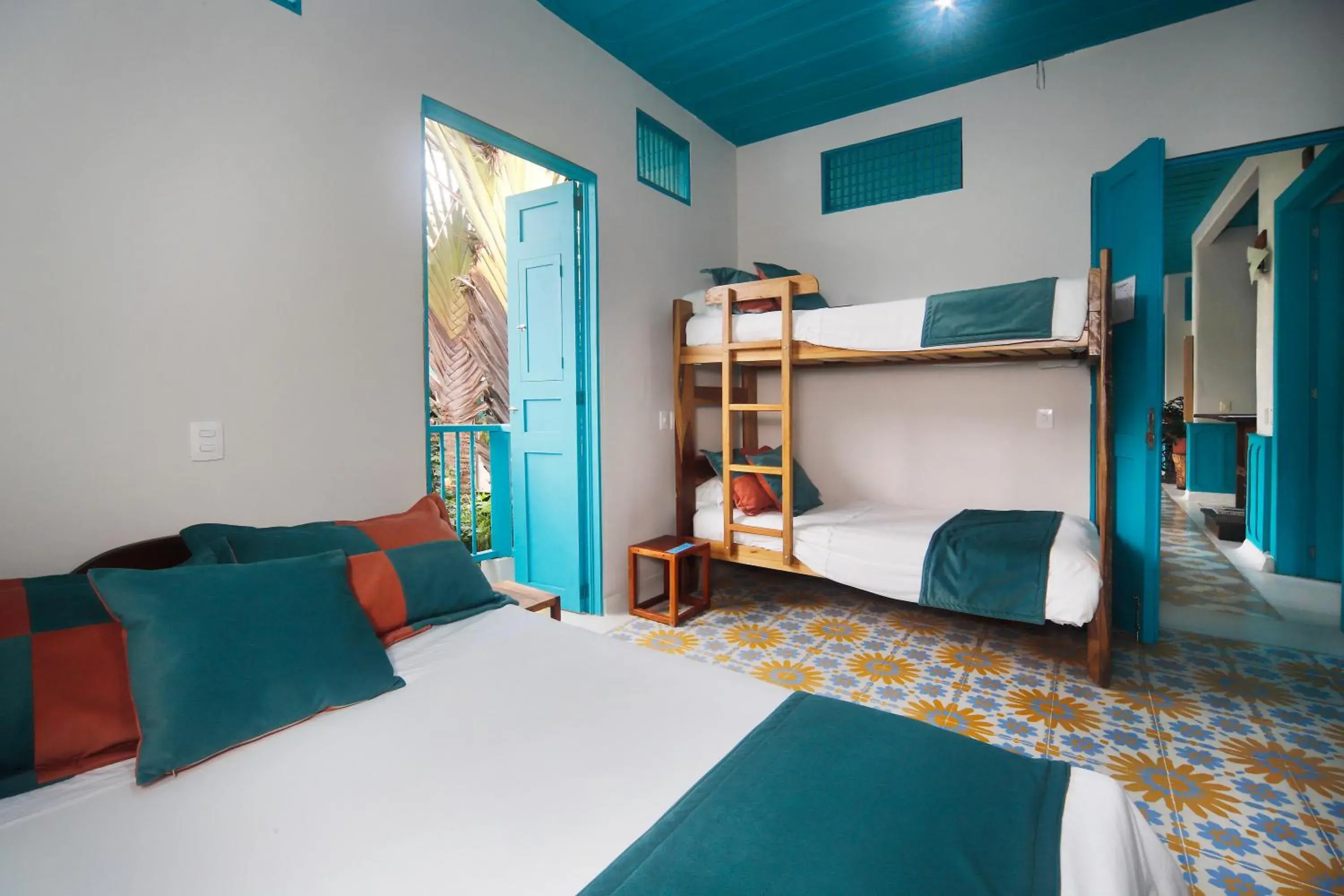 Quadruple Room with Garden View in Casa de las Dos Palmas Quadruple Room with Garden View in Casa de las Dos Palmas