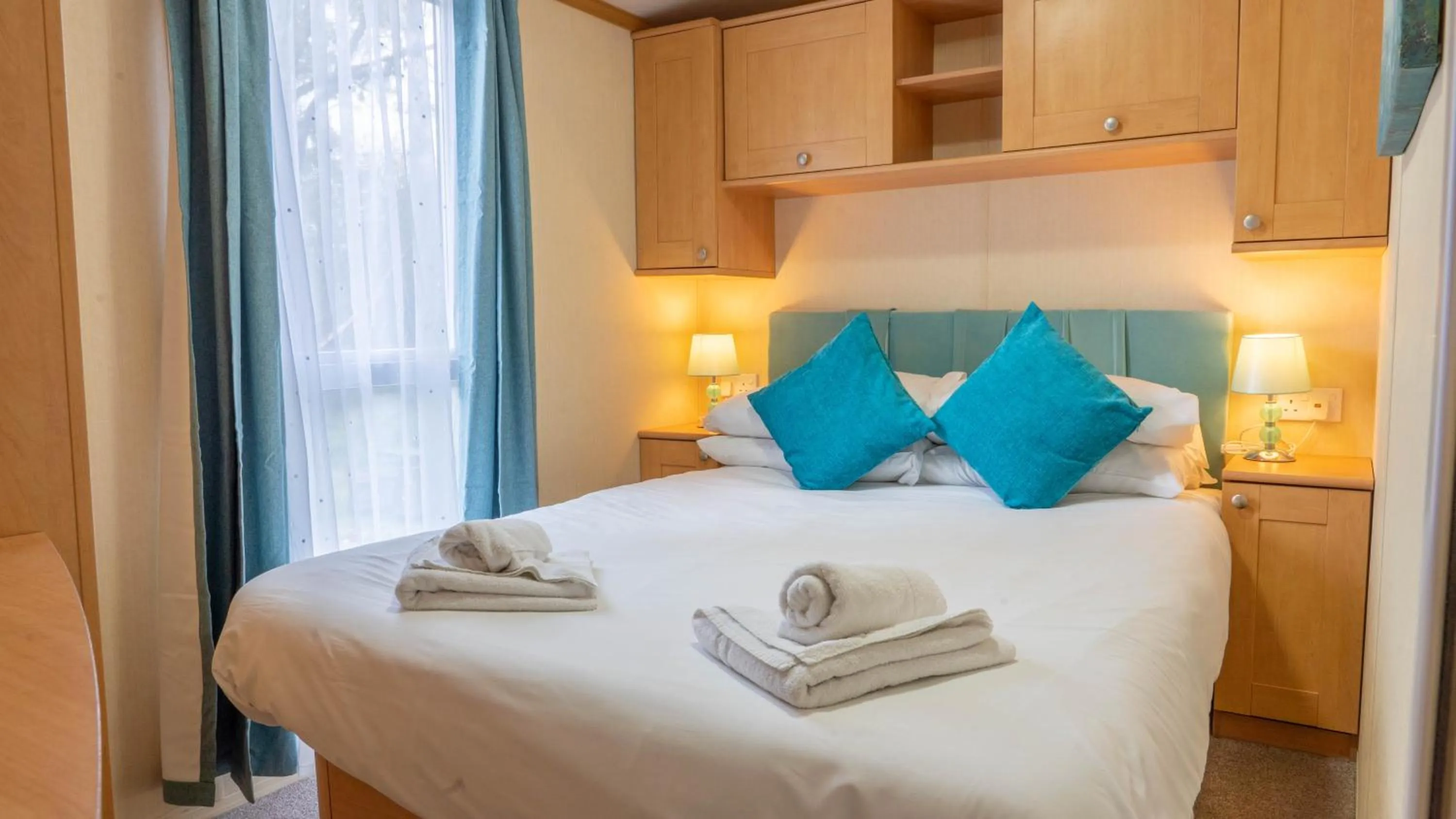 Bedroom, Bed in Newby Bridge Country Caravan Park