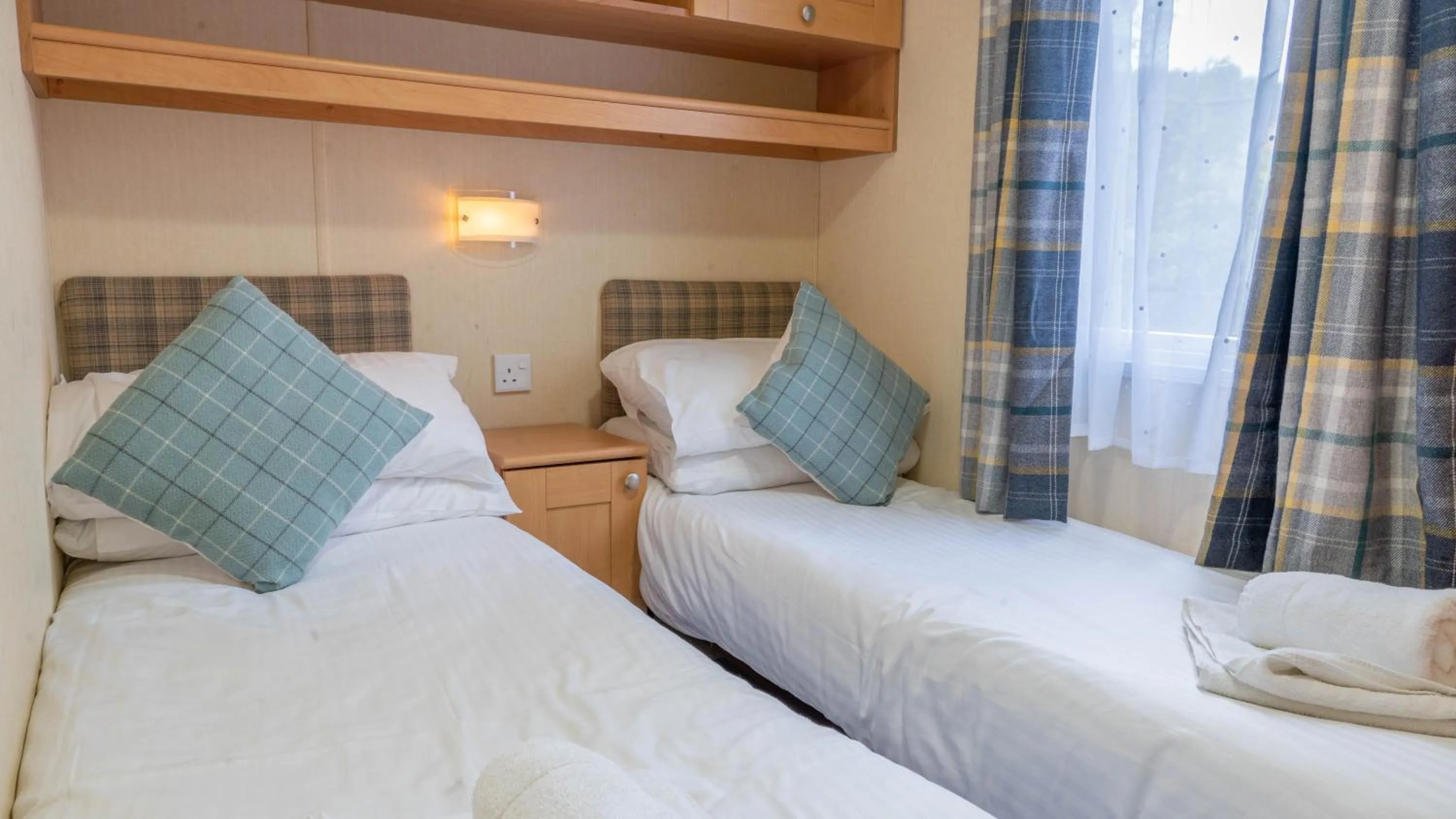Bedroom, Bed in Newby Bridge Country Caravan Park