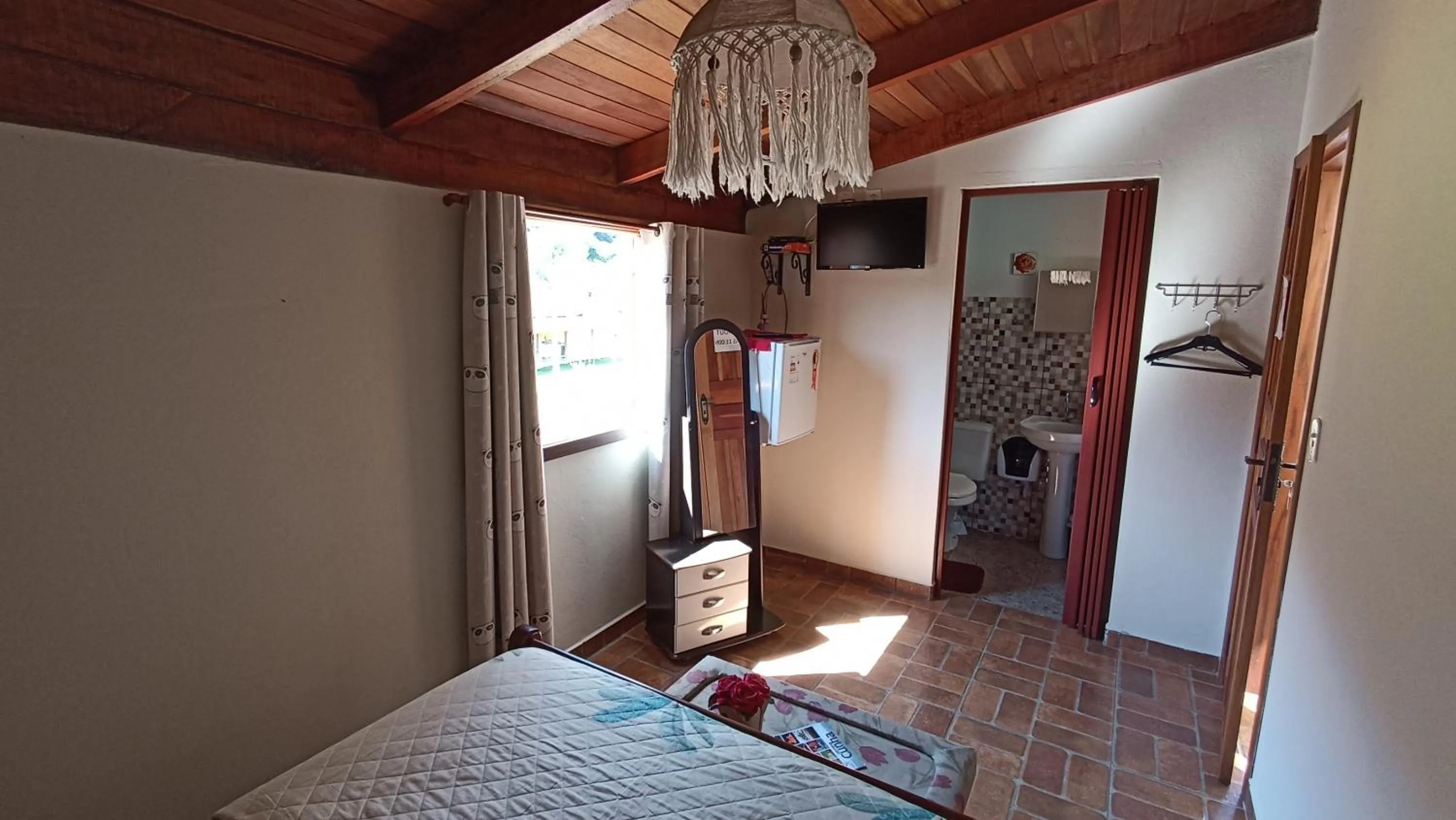 TV and multimedia, Bed in Pousada Alejandro