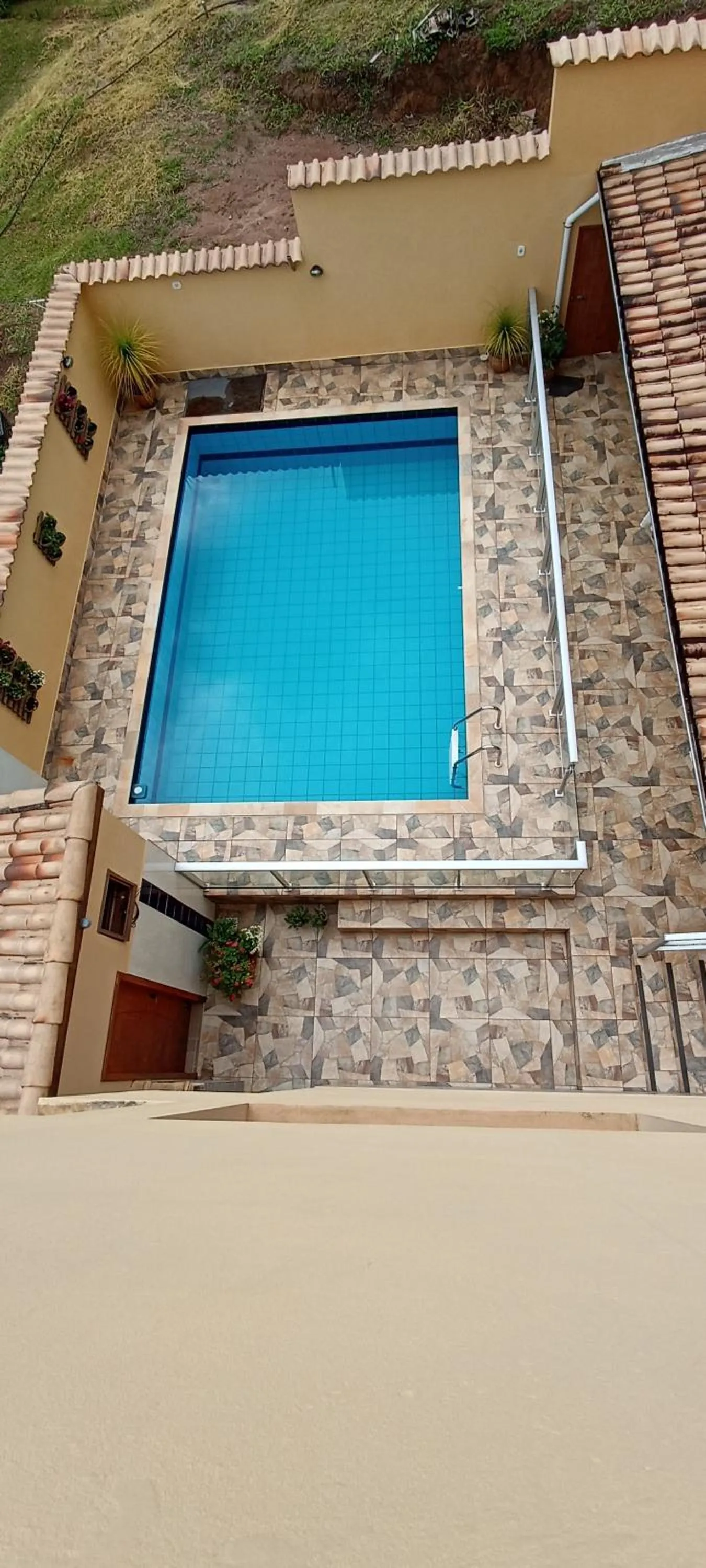 Pool view in Pousada Alejandro