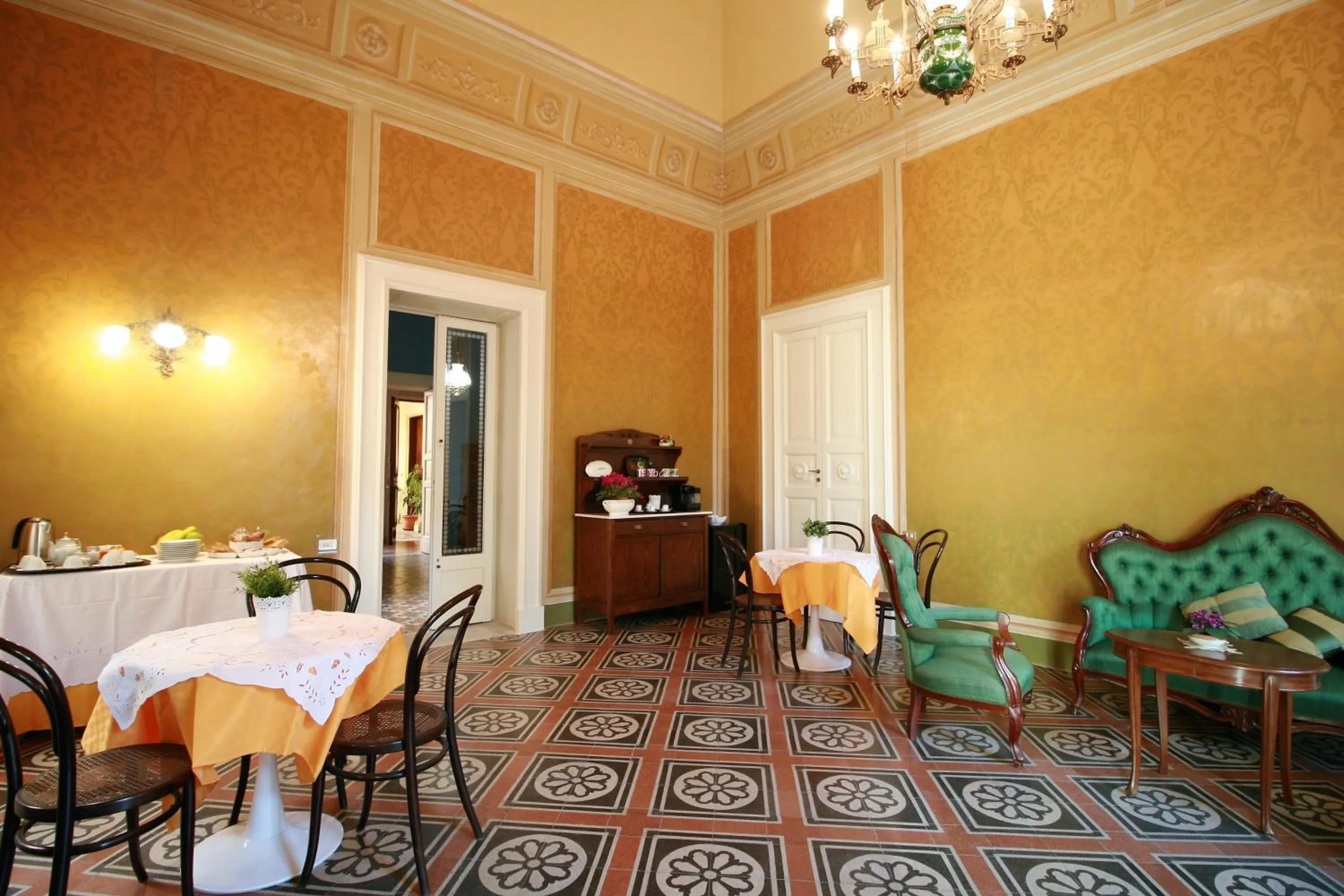 Living room in Chez Moi Charme B&B