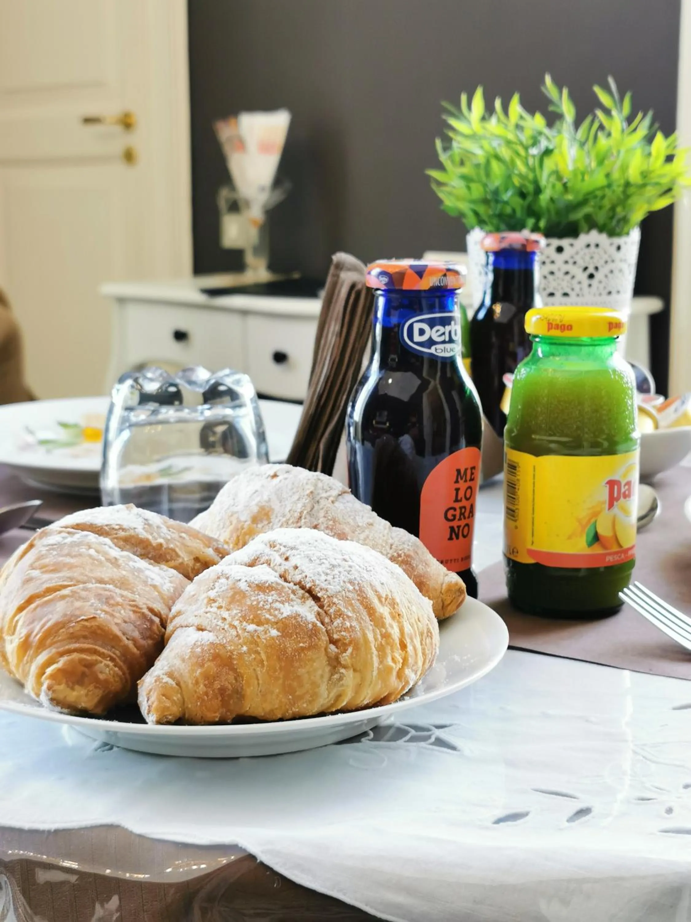 Breakfast in Chez Moi Charme B&B