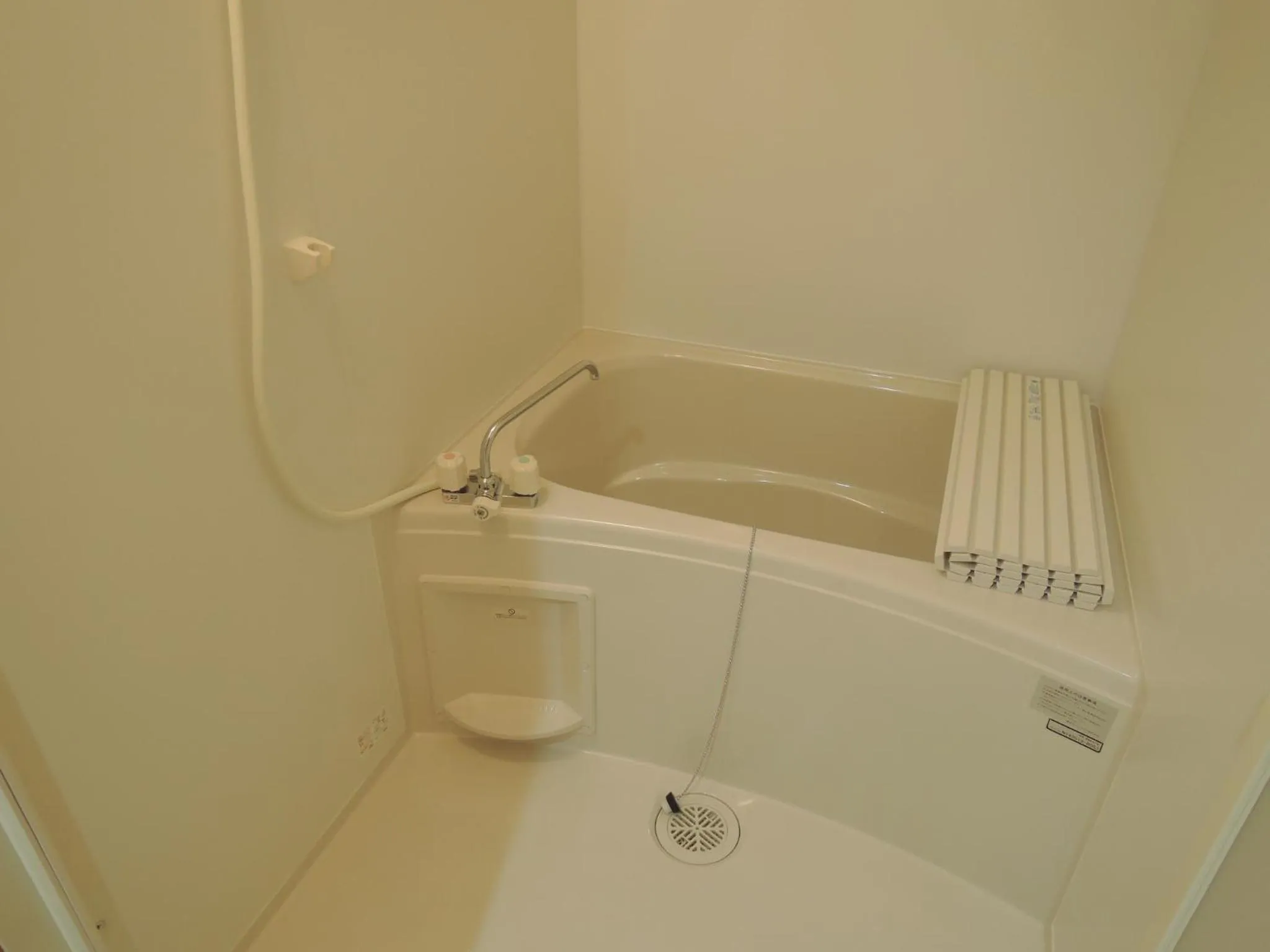 Photo of the whole room in Kenrokuen Inn