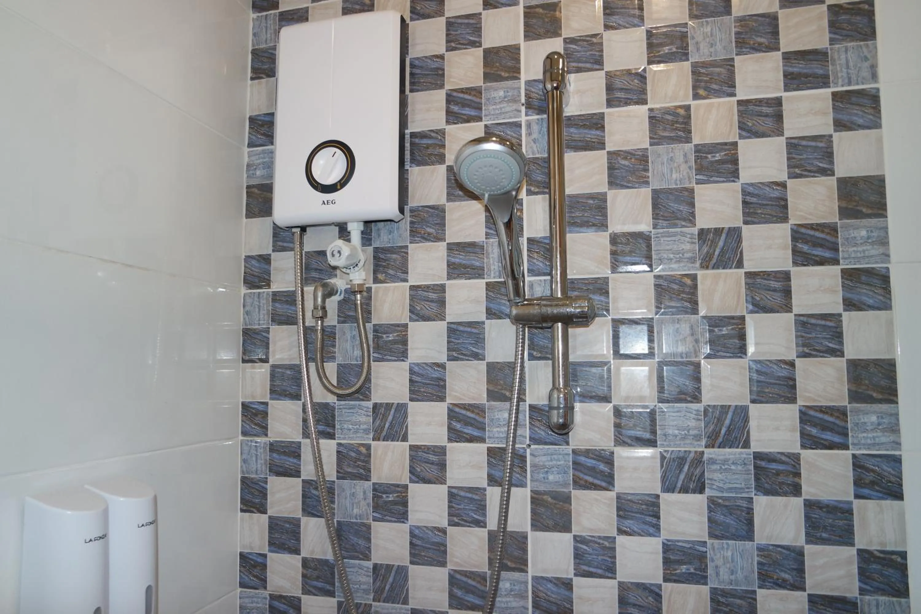 Bathroom in Yoo C Apartment