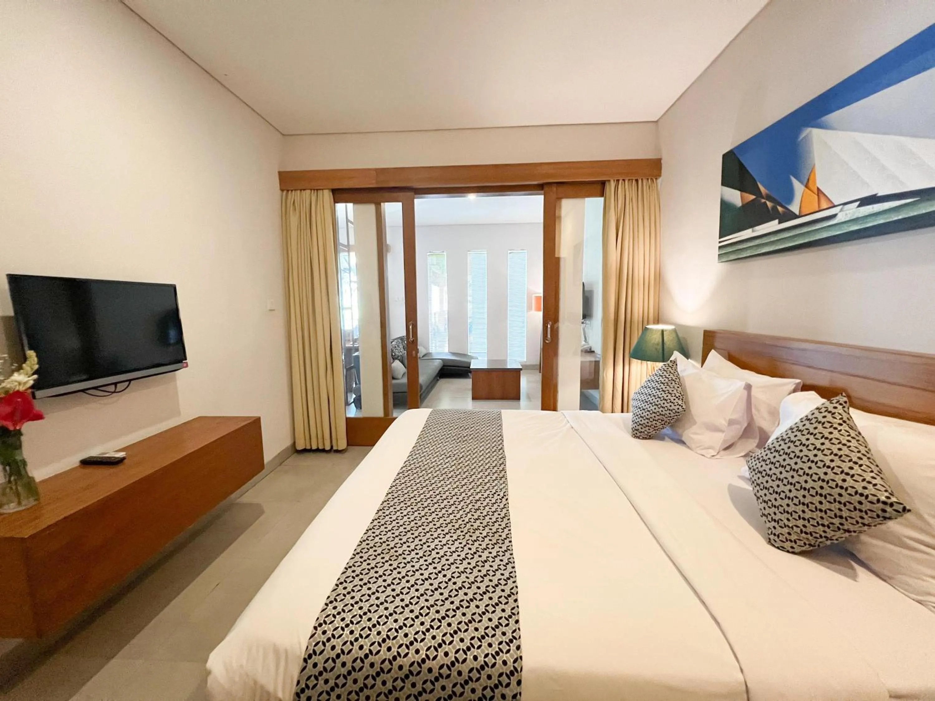 Bed in Apple Villa & Suite Seminyak