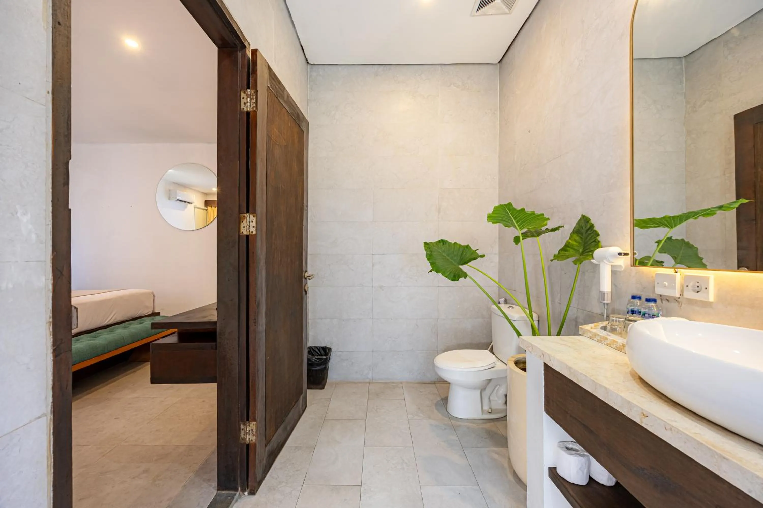 Apple Villa & Suite Seminyak