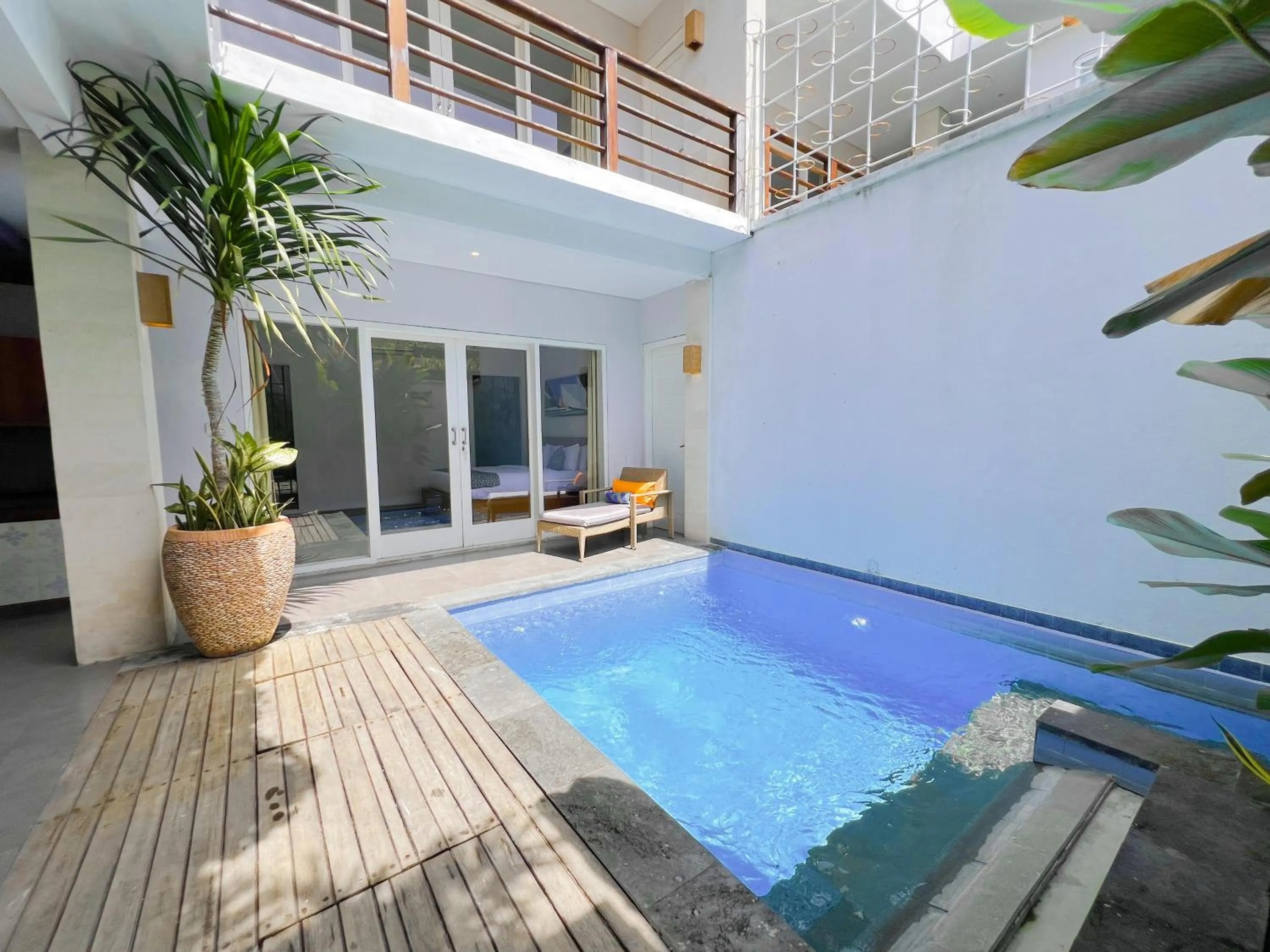 Apple Villa & Suite Seminyak