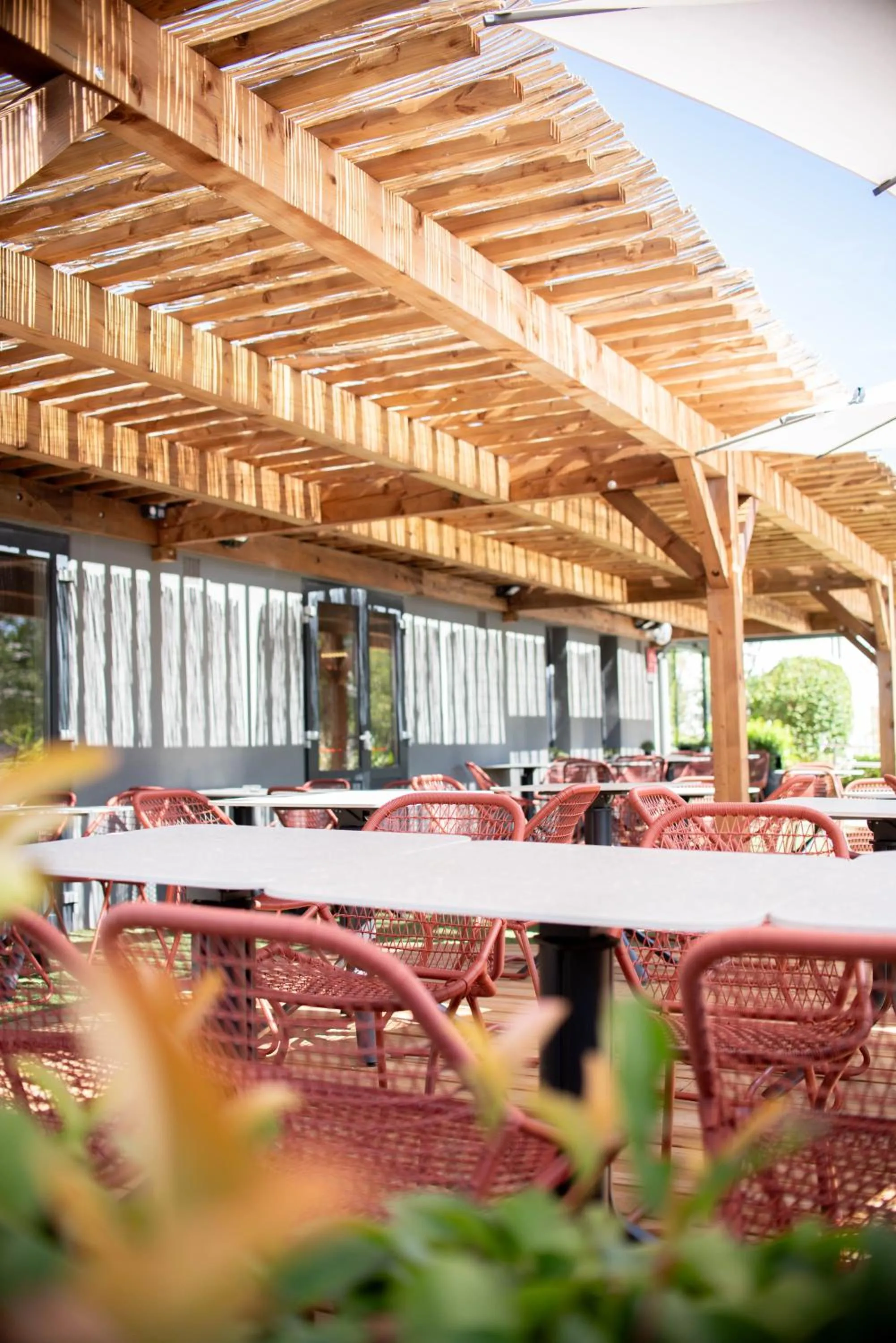 Patio in Hotel du Parc Euromédecine by AKENA