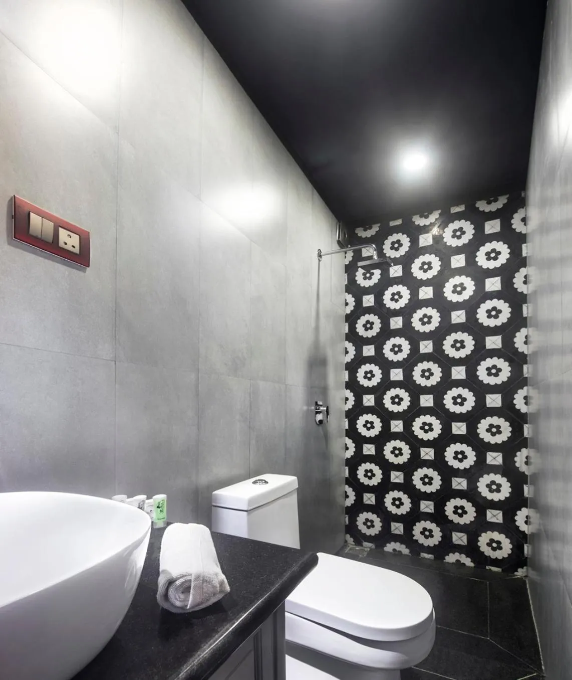 Bathroom in Villa Retreat - Boutique Hotel