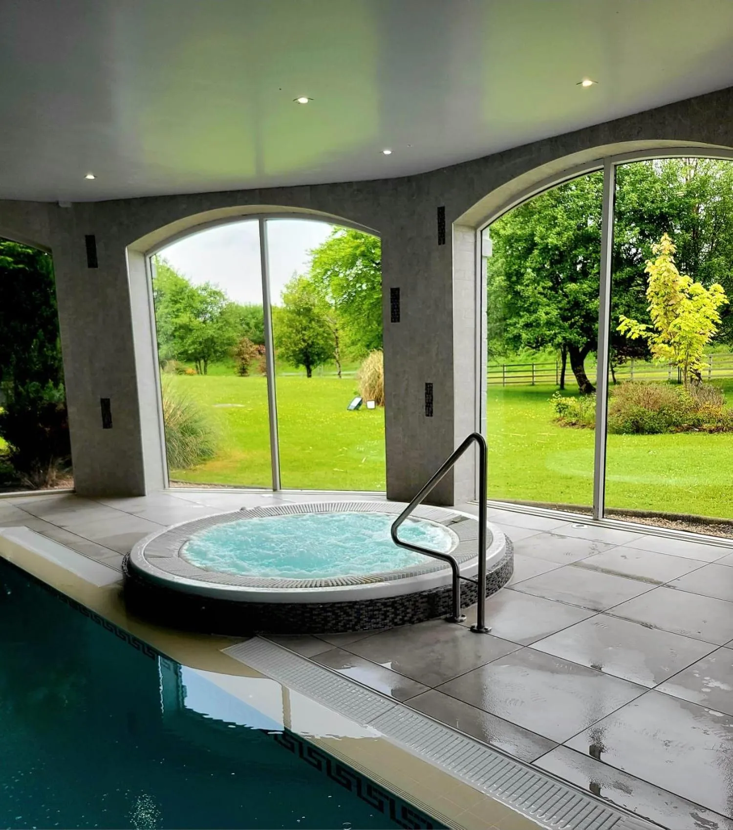 Natural landscape in Mill Park Hotel