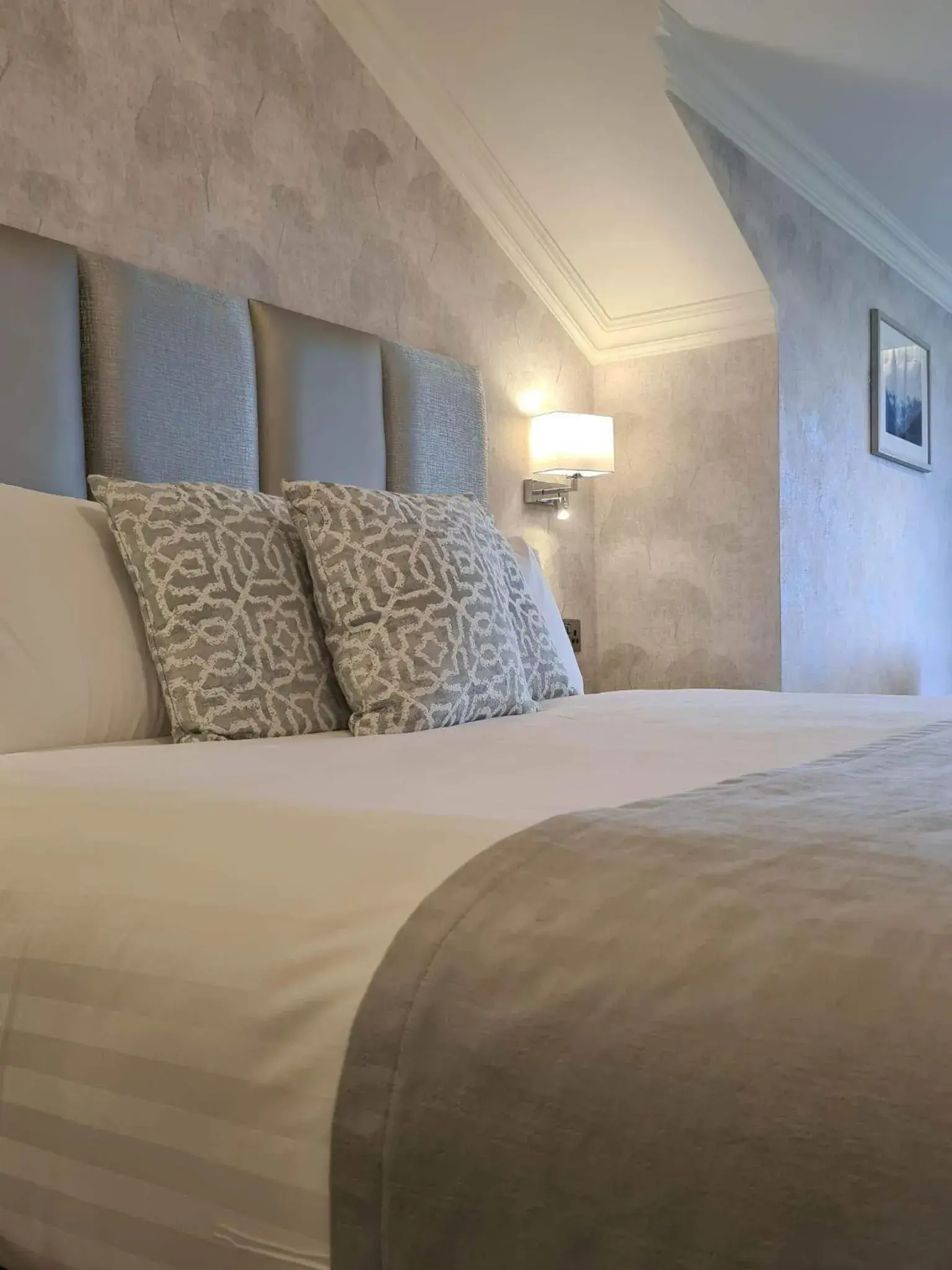 Double Room in Mill Park Hotel Double Room in Mill Park Hotel