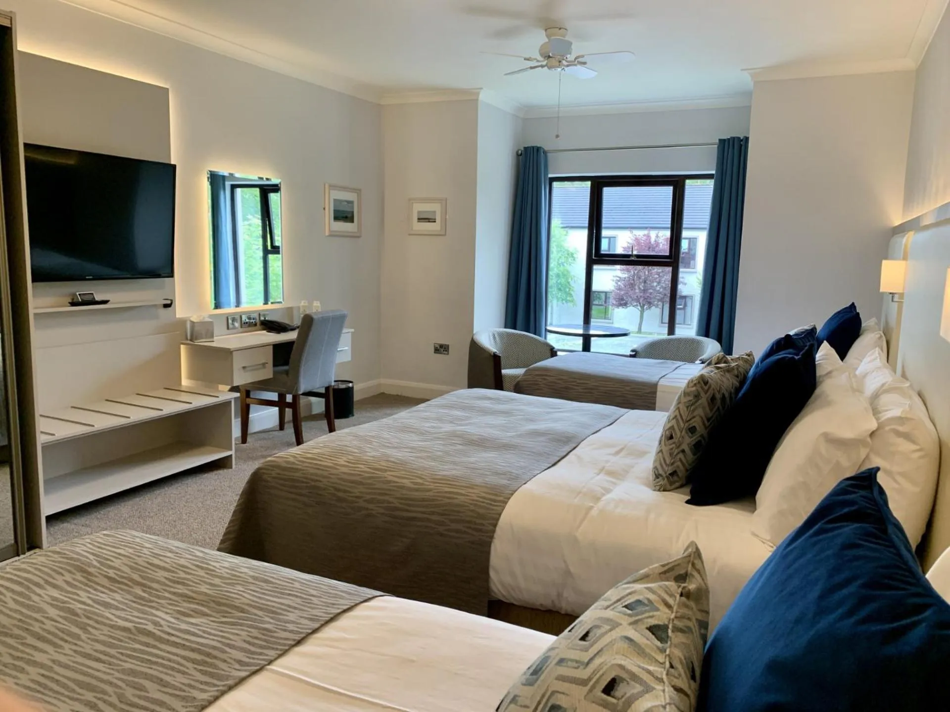 Bed in Mill Park Hotel