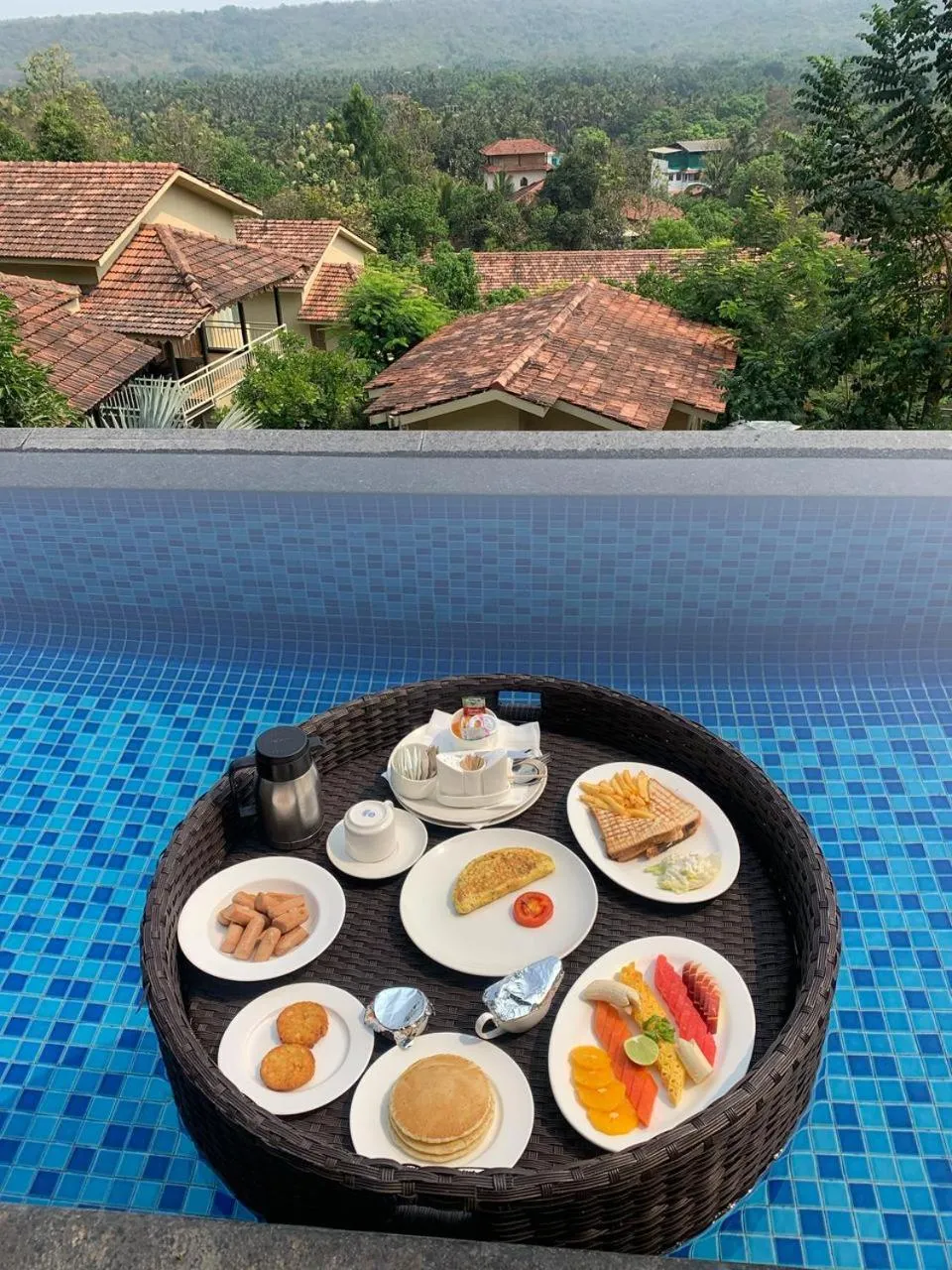 Day in Amritara Aura Resort & Spa