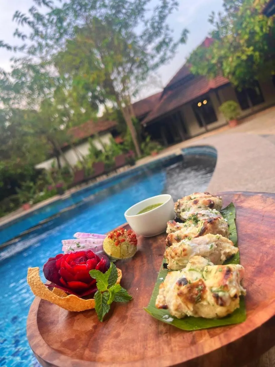 Amritara Aura Resort & Spa