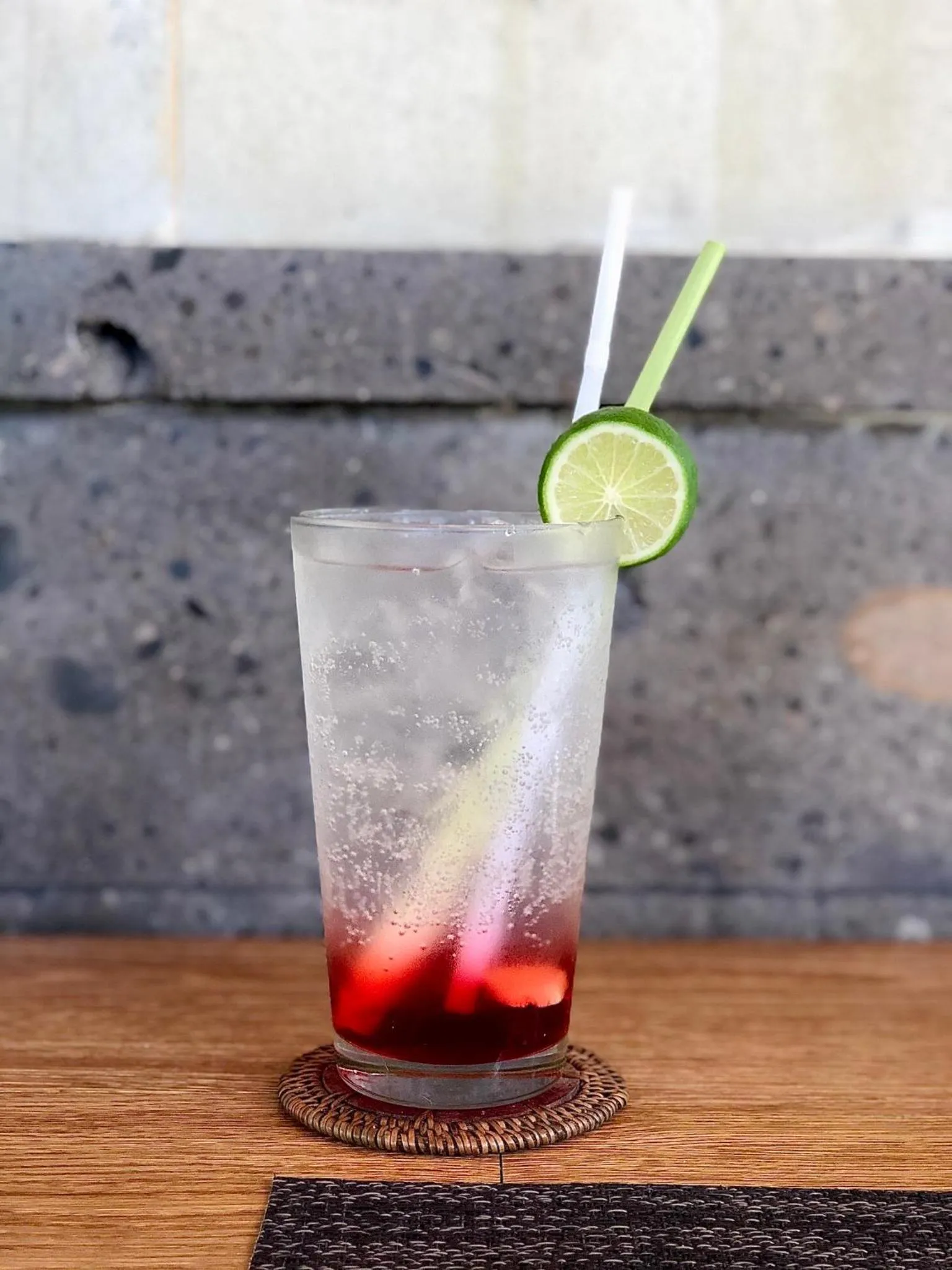 Restaurant/places to eat in Doni House & Villas